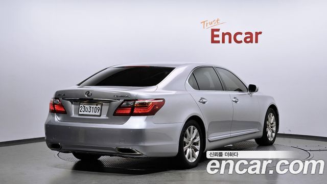 Лексус LS460L 2010 — миниатюра 2
