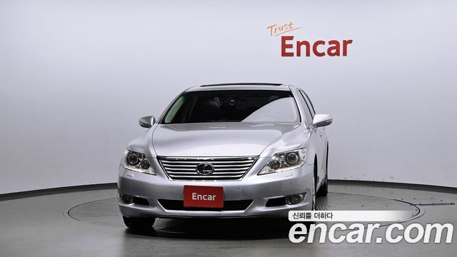 Лексус LS460L 2010 — миниатюра 3