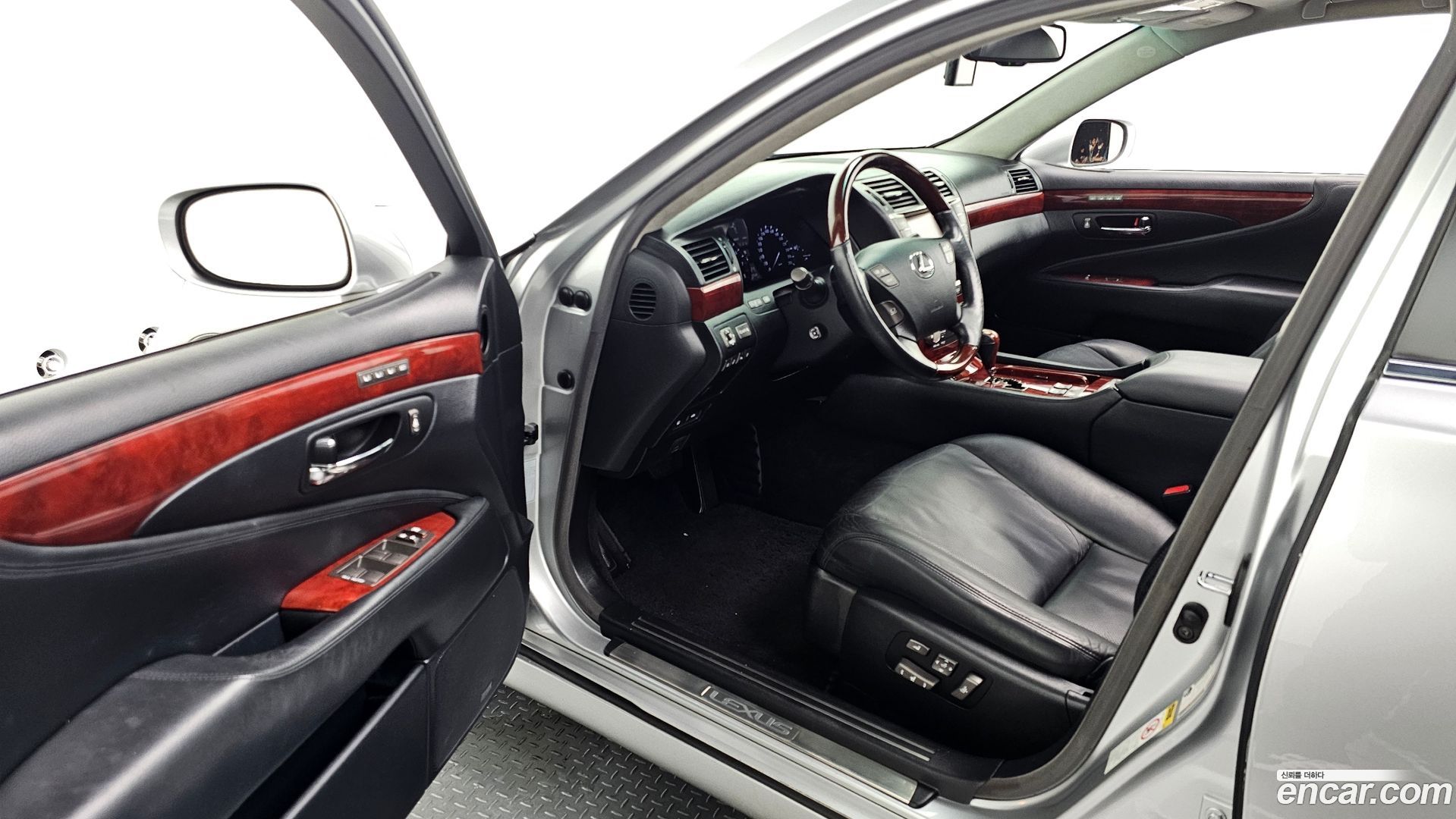 Лексус LS460L 2010 — миниатюра 11