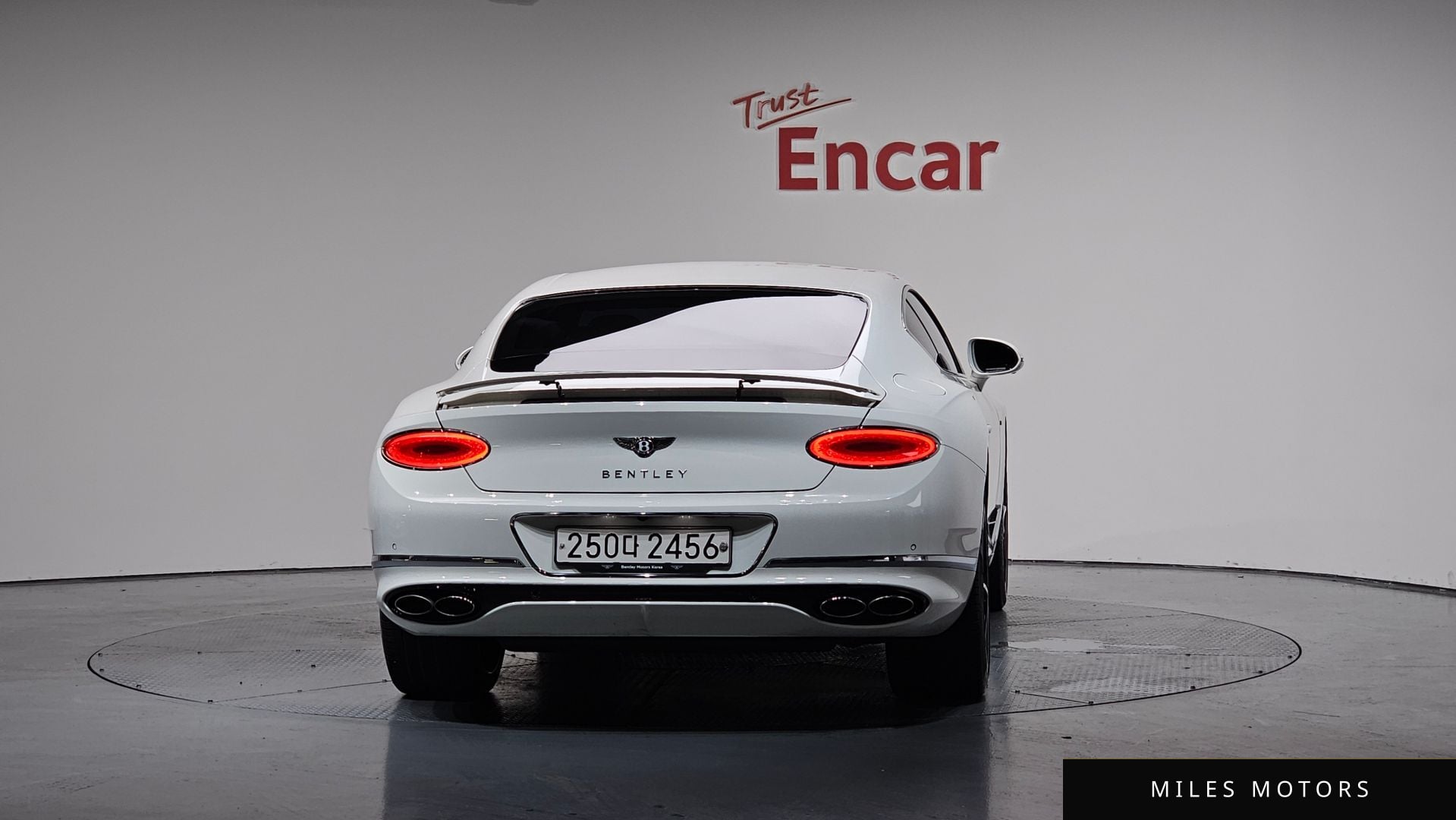 Bentley 컨티넨탈 GT 2023 — миниатюра 3