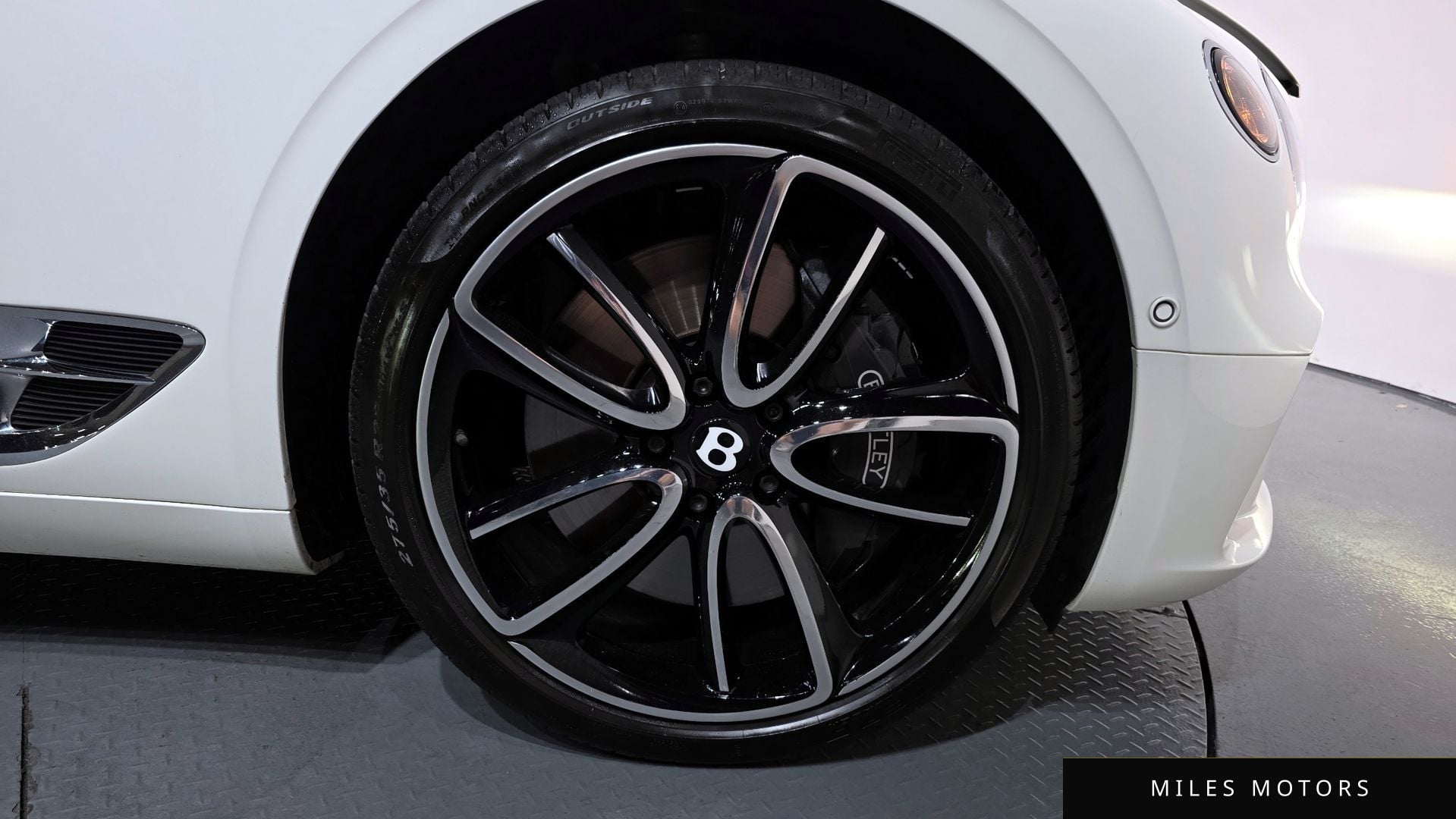 Bentley 컨티넨탈 GT 2023 — миниатюра 4