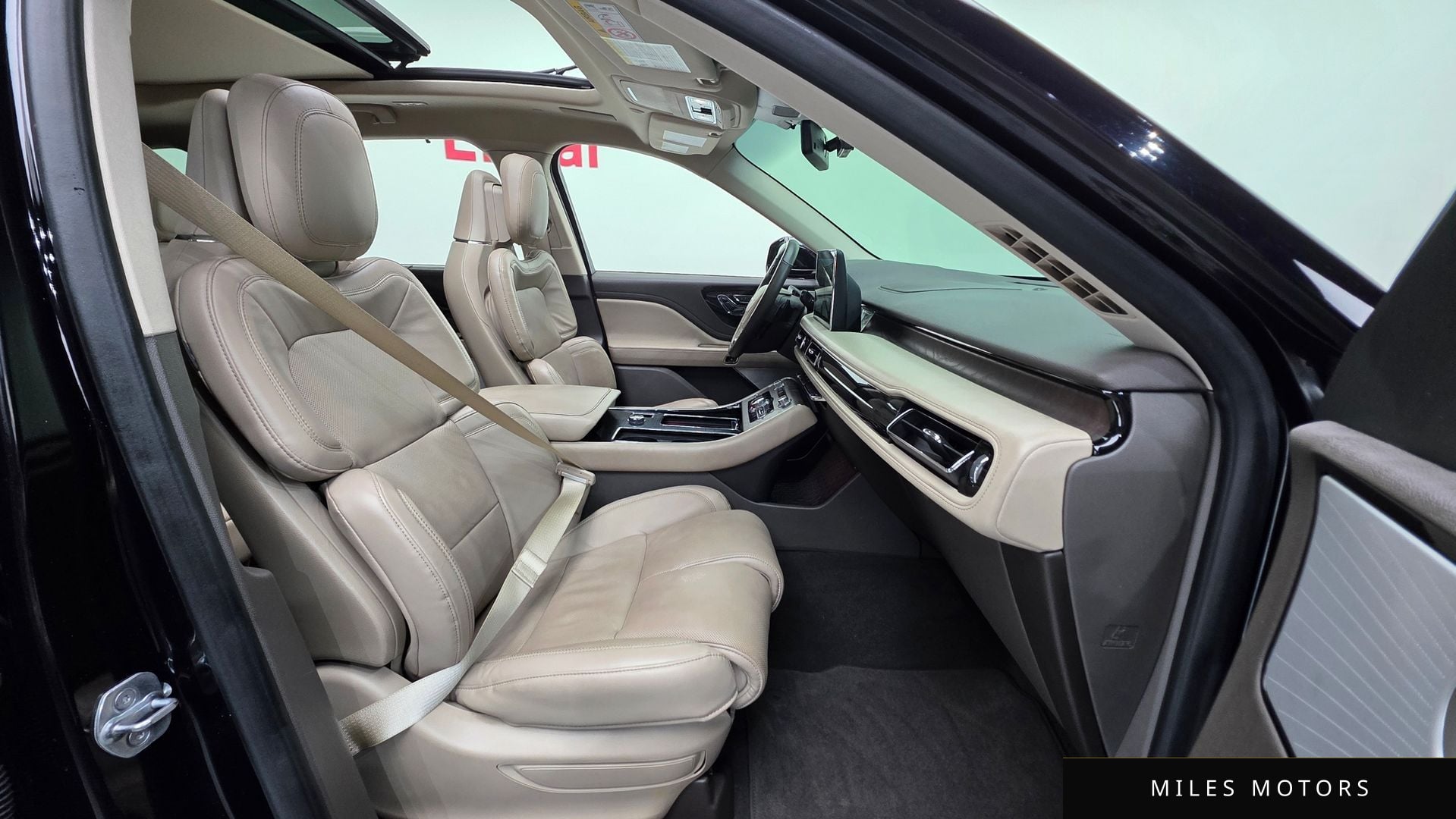 Lincoln Aviator 2020 — миниатюра 10