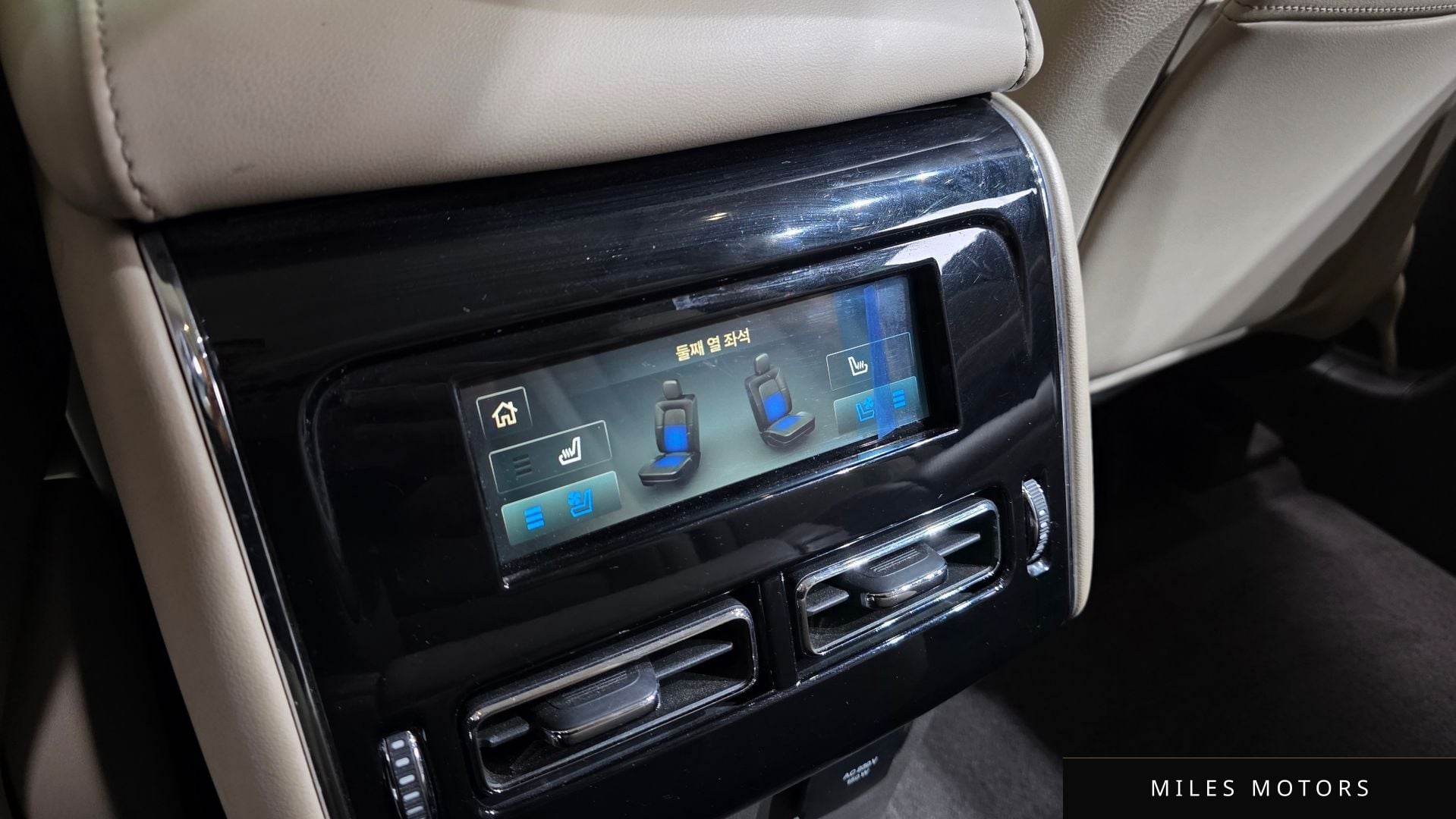 Lincoln Aviator 2020 — миниатюра 18