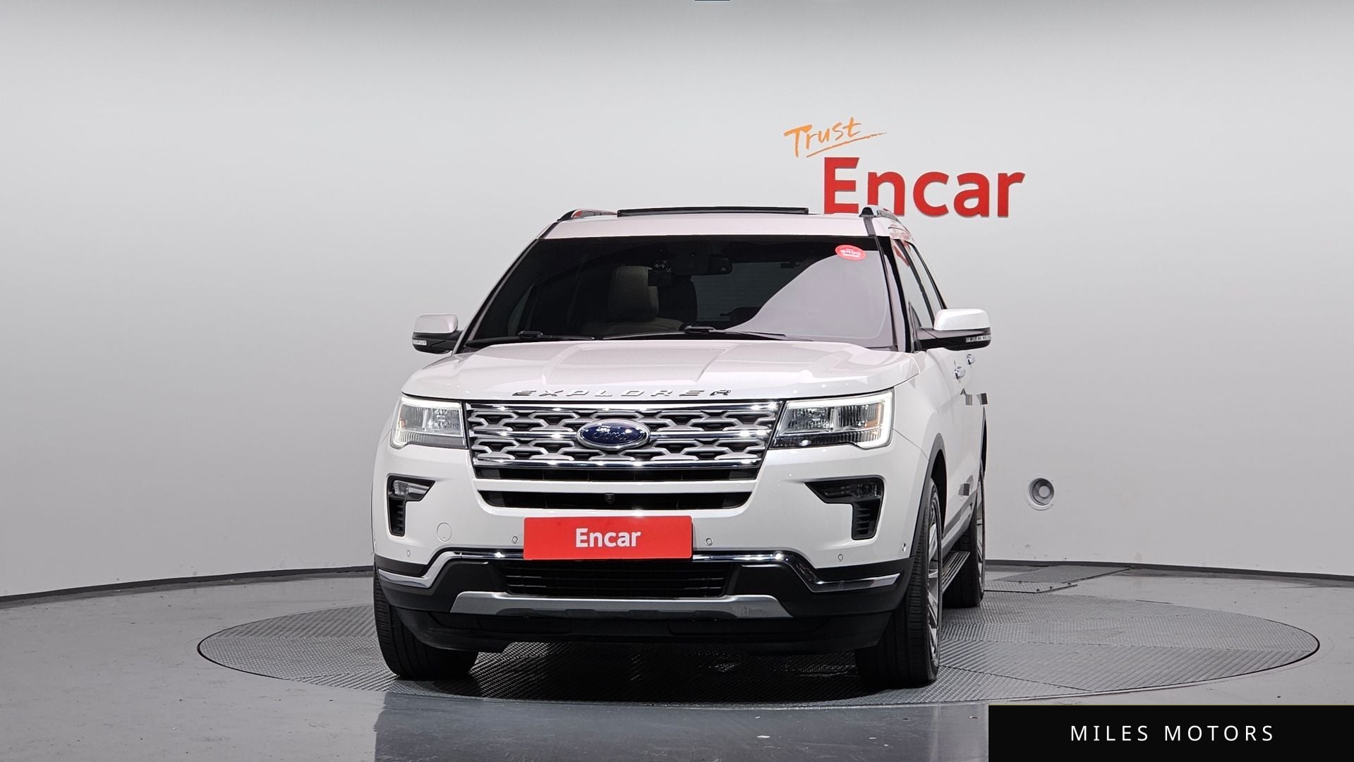 Ford Explorer 2018 — миниатюра 3
