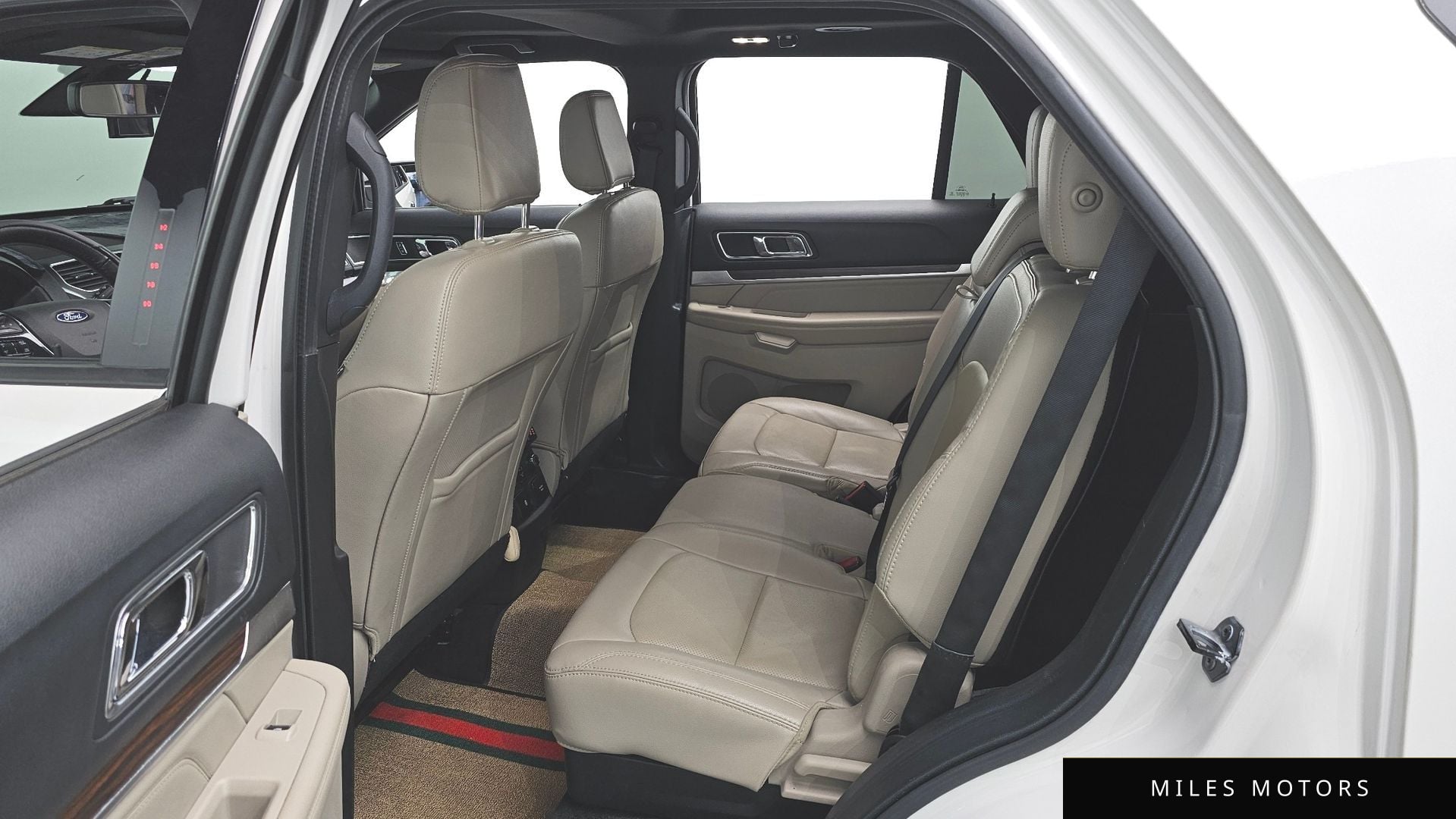 Ford Explorer 2018 — миниатюра 10