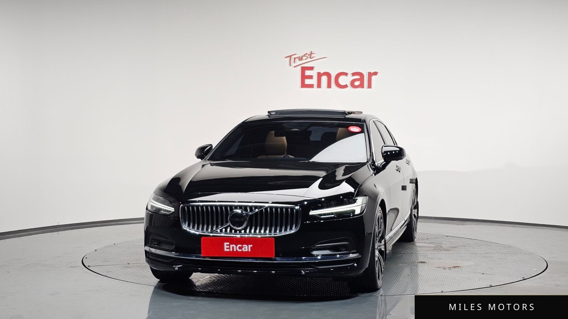 Volvo S90 2023 — миниатюра 2