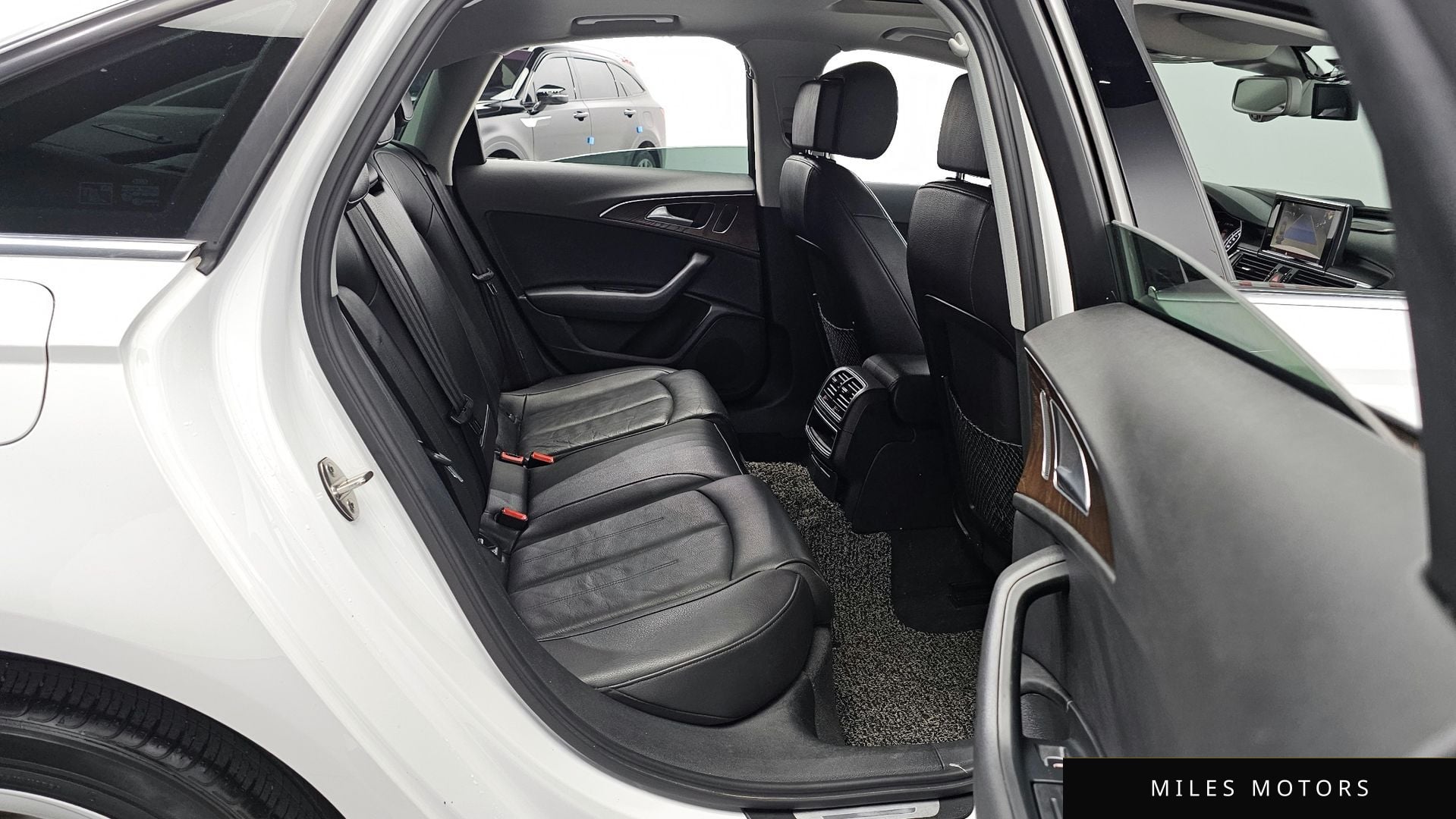 Audi A6 2015 — миниатюра 12