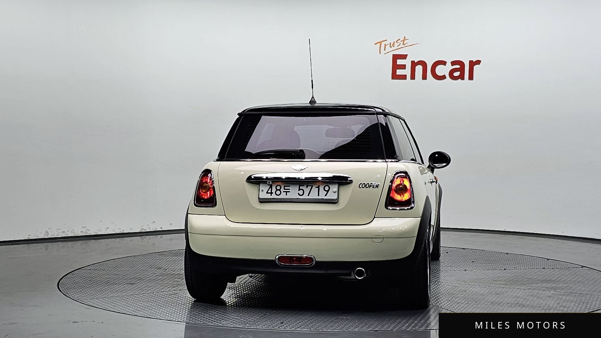 MINI 쿠퍼 2010 — миниатюра 4