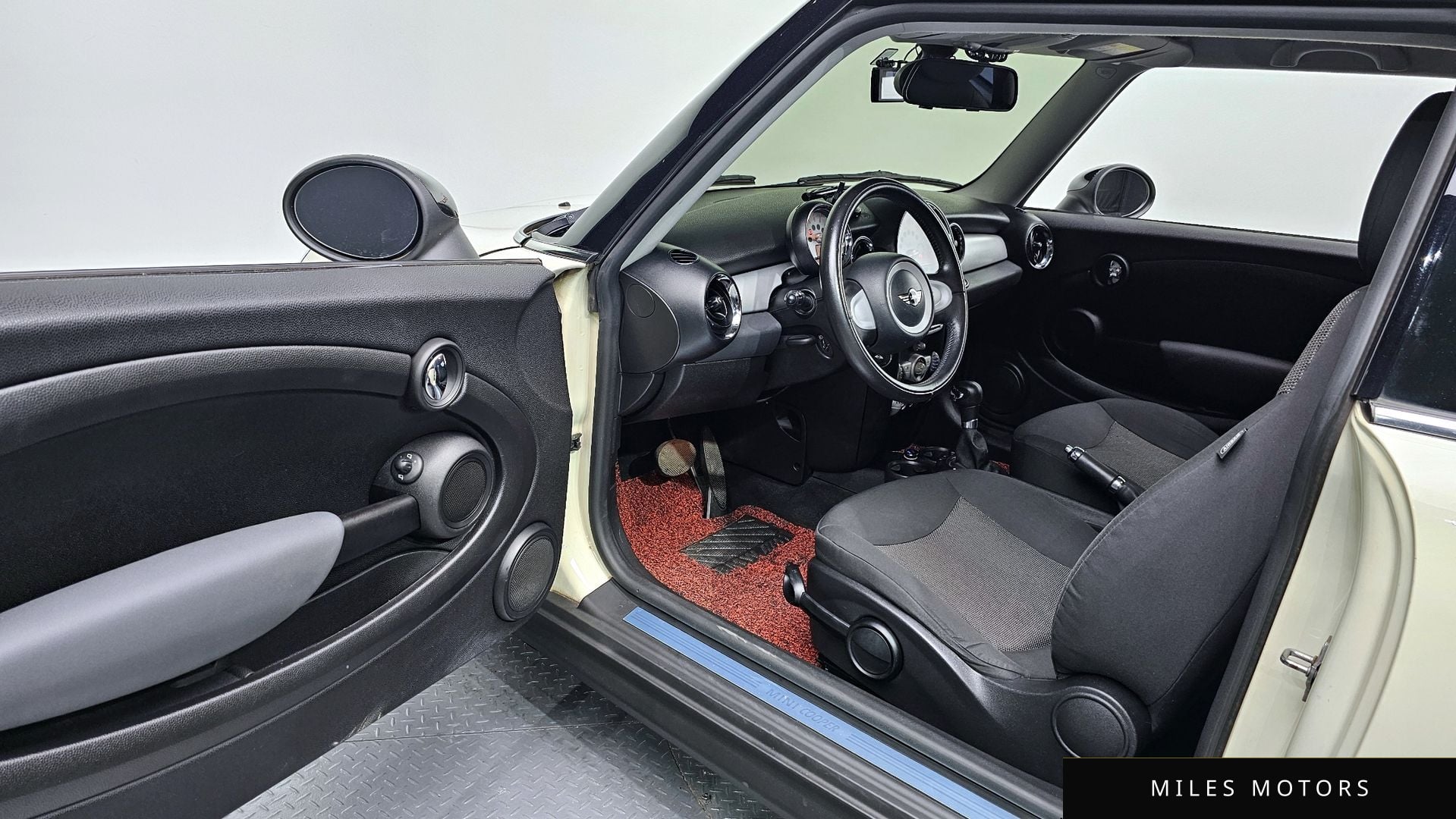 MINI 쿠퍼 2010 — миниатюра 11