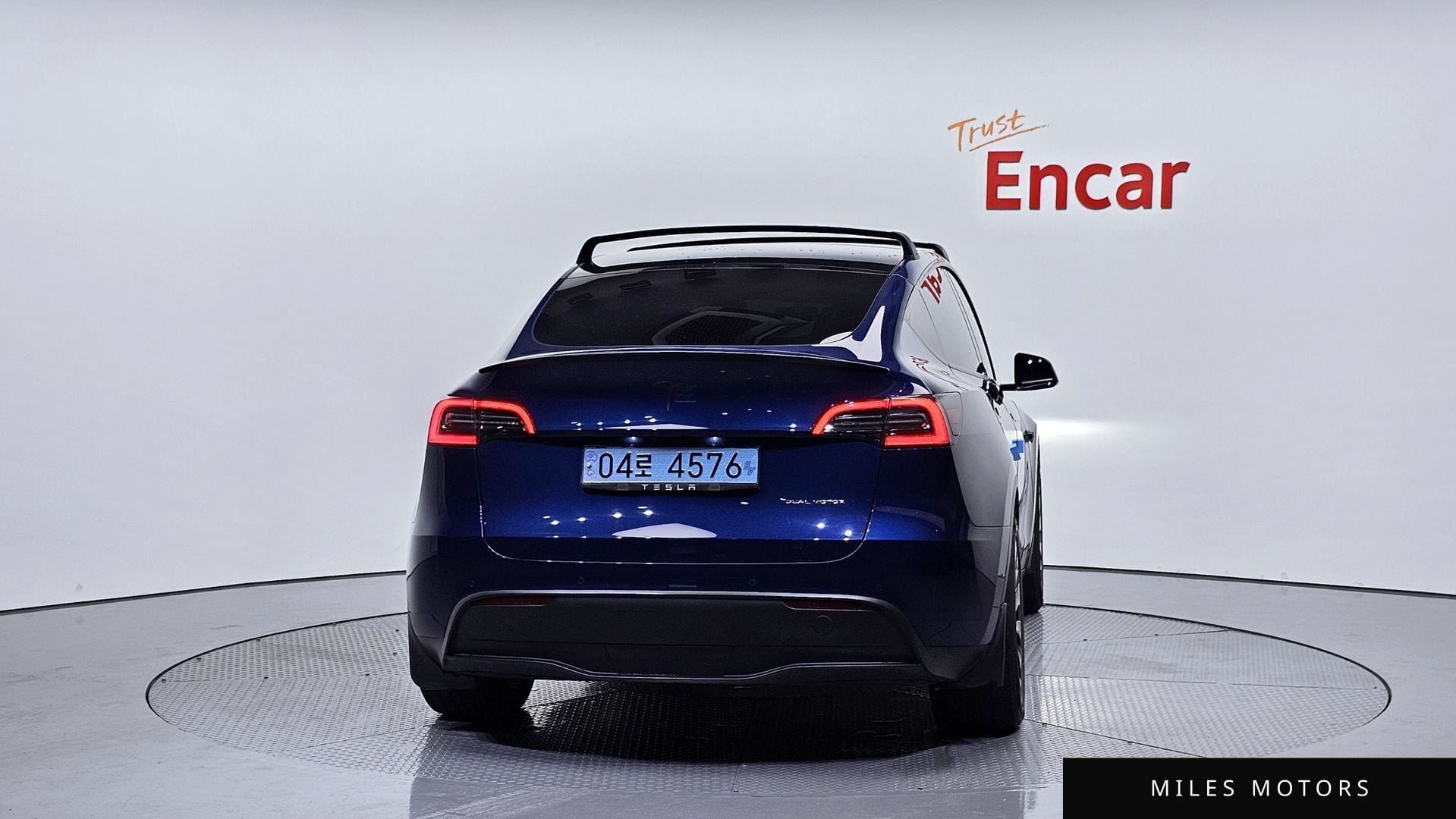 Tesla Model Y 2021 — миниатюра 4