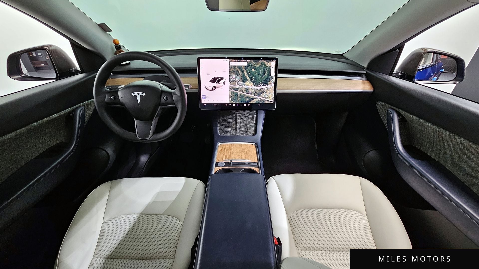 Tesla Model Y 2021 — миниатюра 7