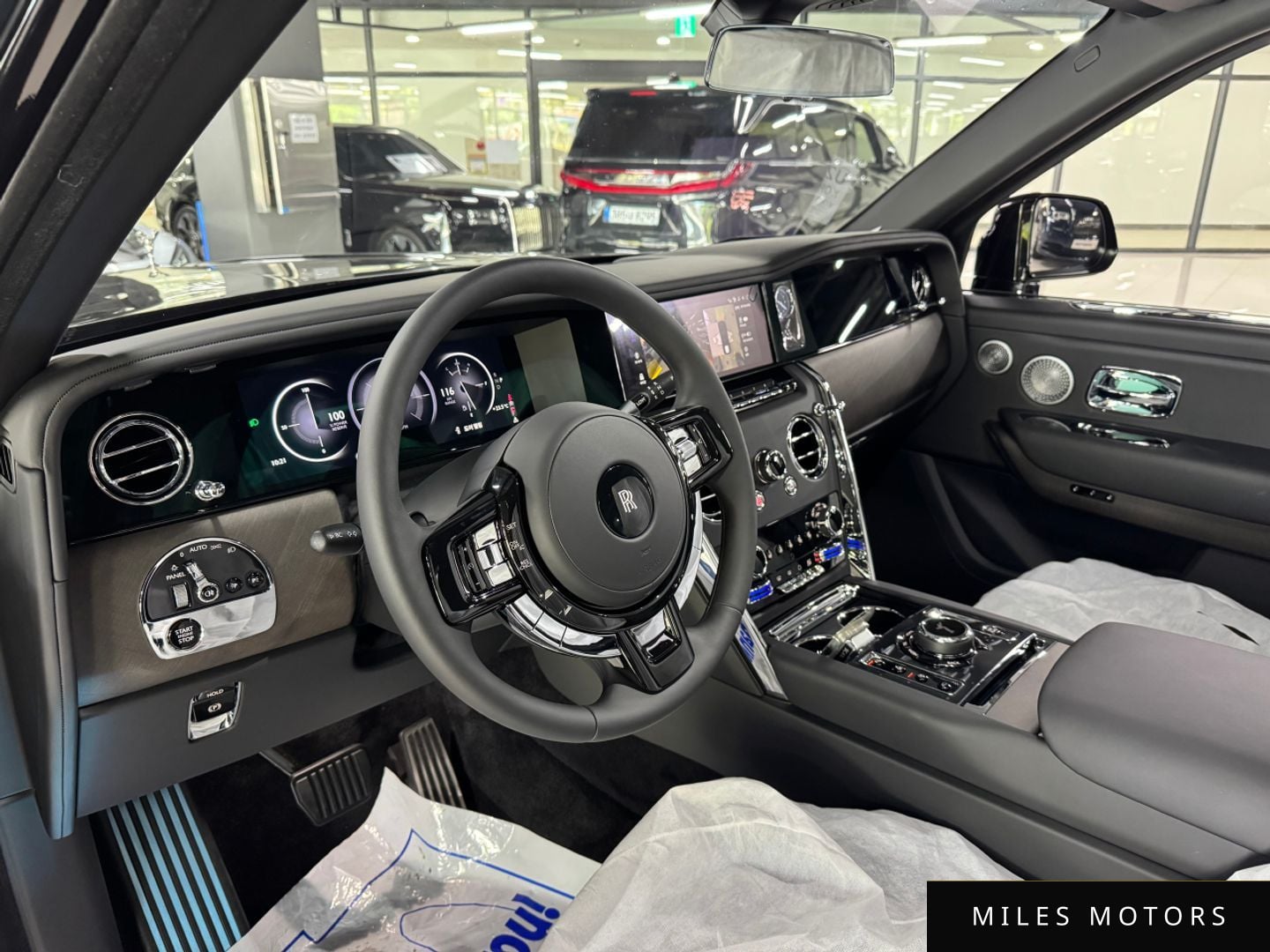 Rolls-Royce Cullinan 2025 — миниатюра 5