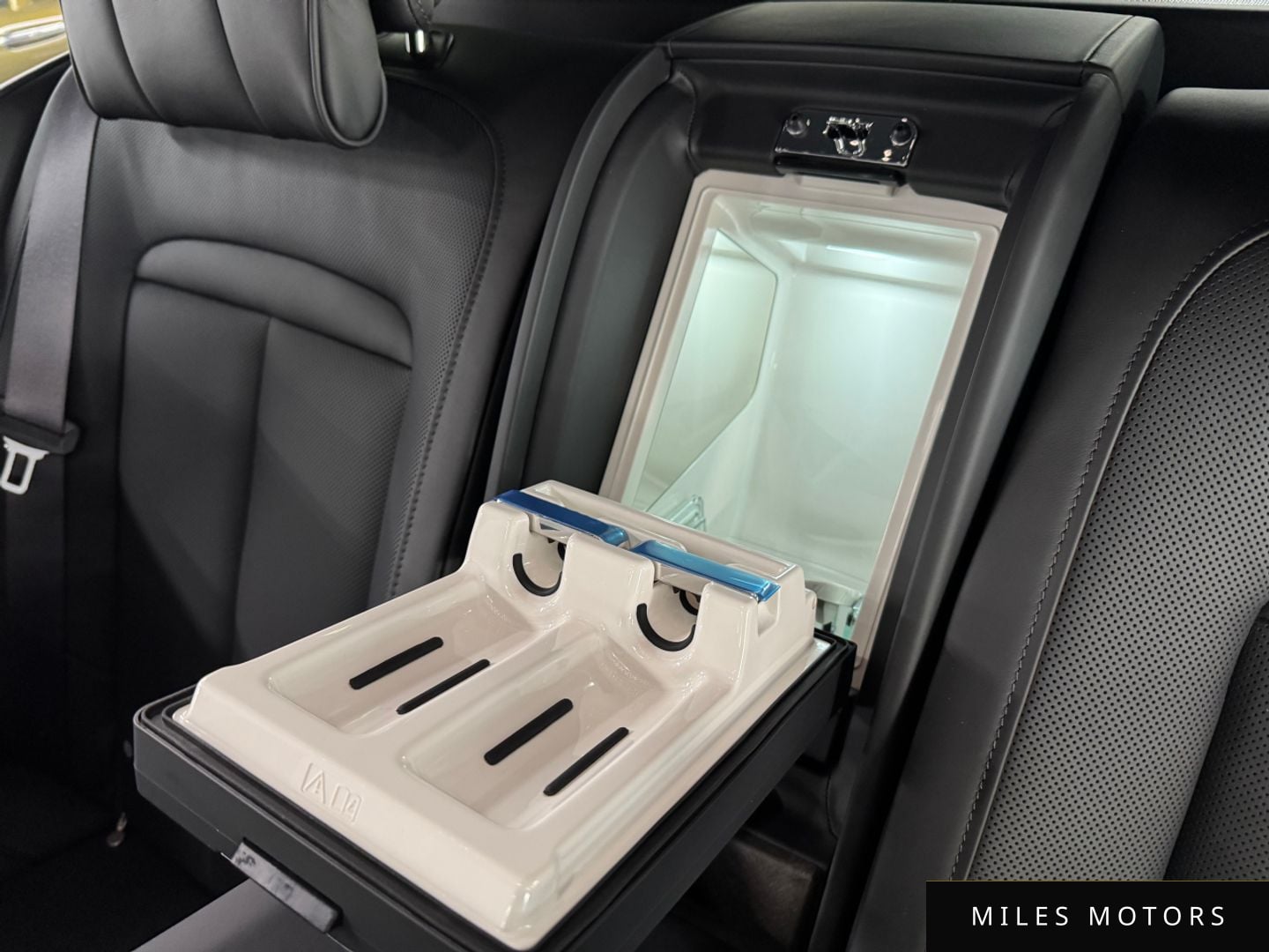 Rolls-Royce Cullinan 2025 — миниатюра 12
