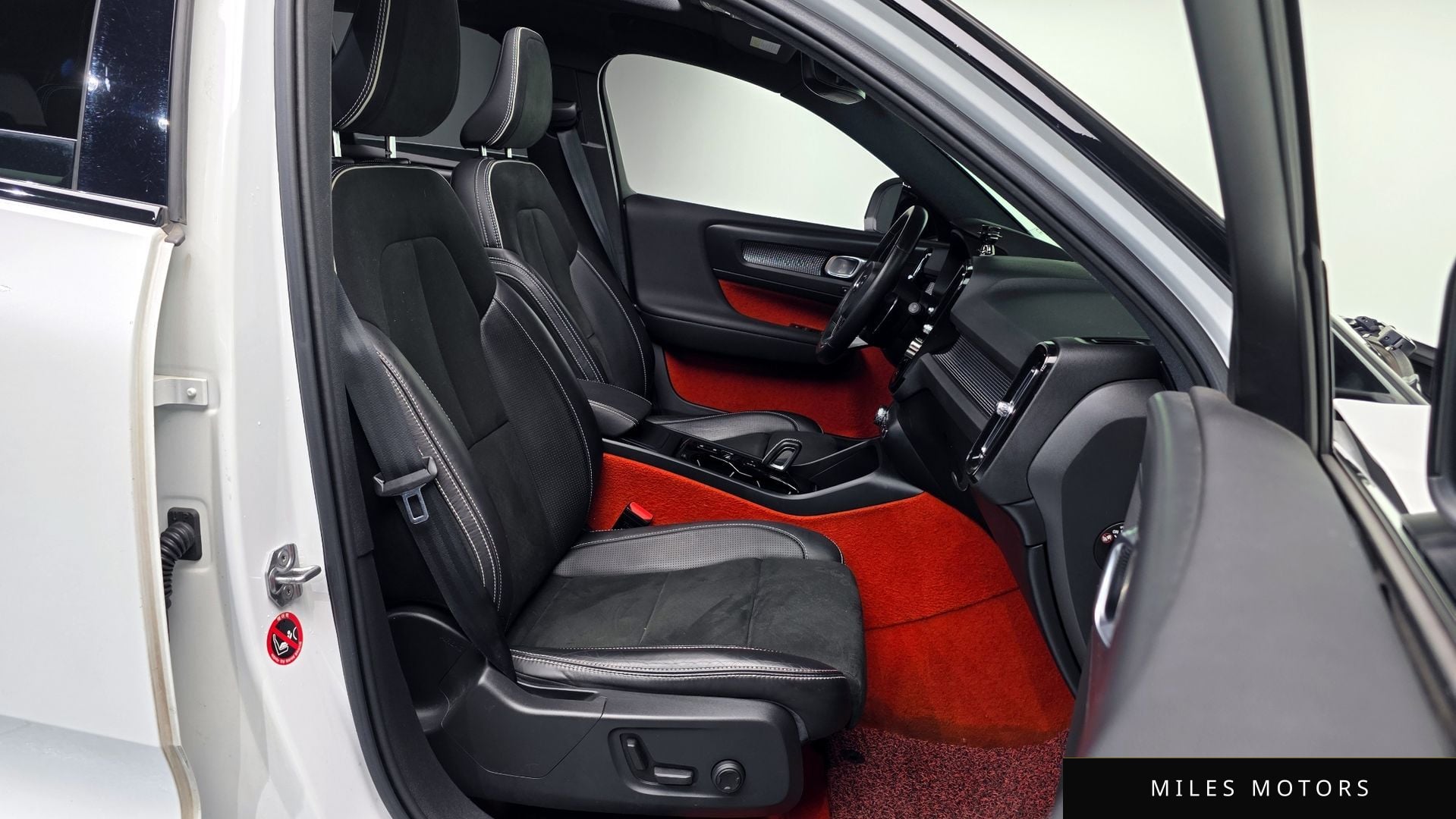 Volvo XC40 2020 — миниатюра 10