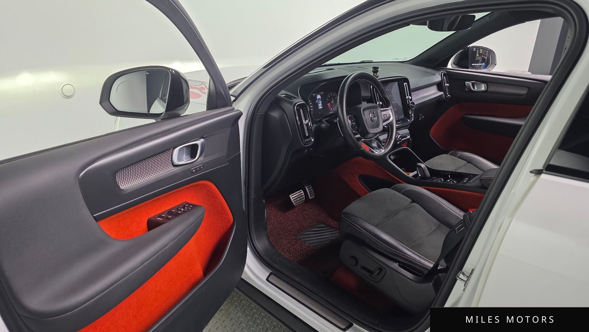 Volvo XC40 2020 — миниатюра 11