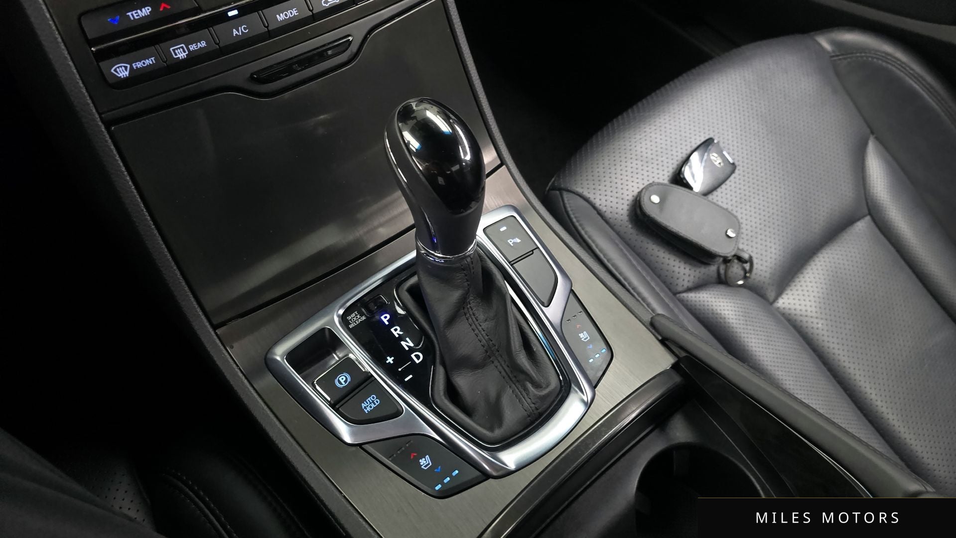 Hyundai Grandeur 2016 — миниатюра 9