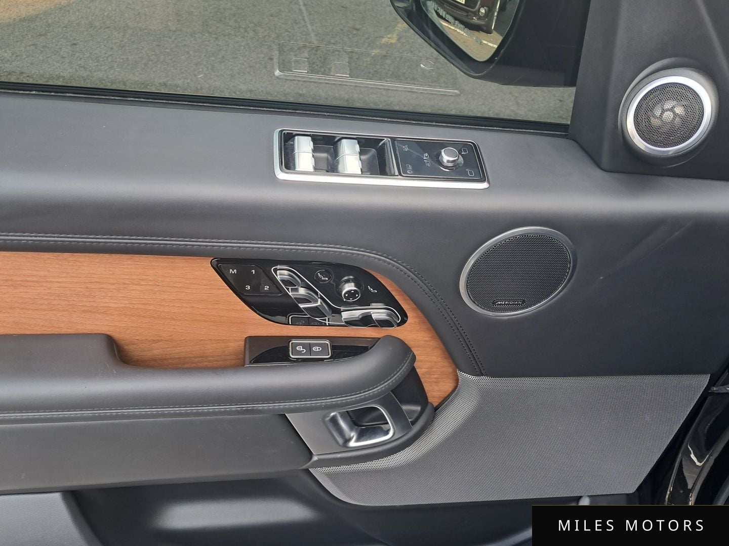 Land Rover Range Rover 2019 — миниатюра 6