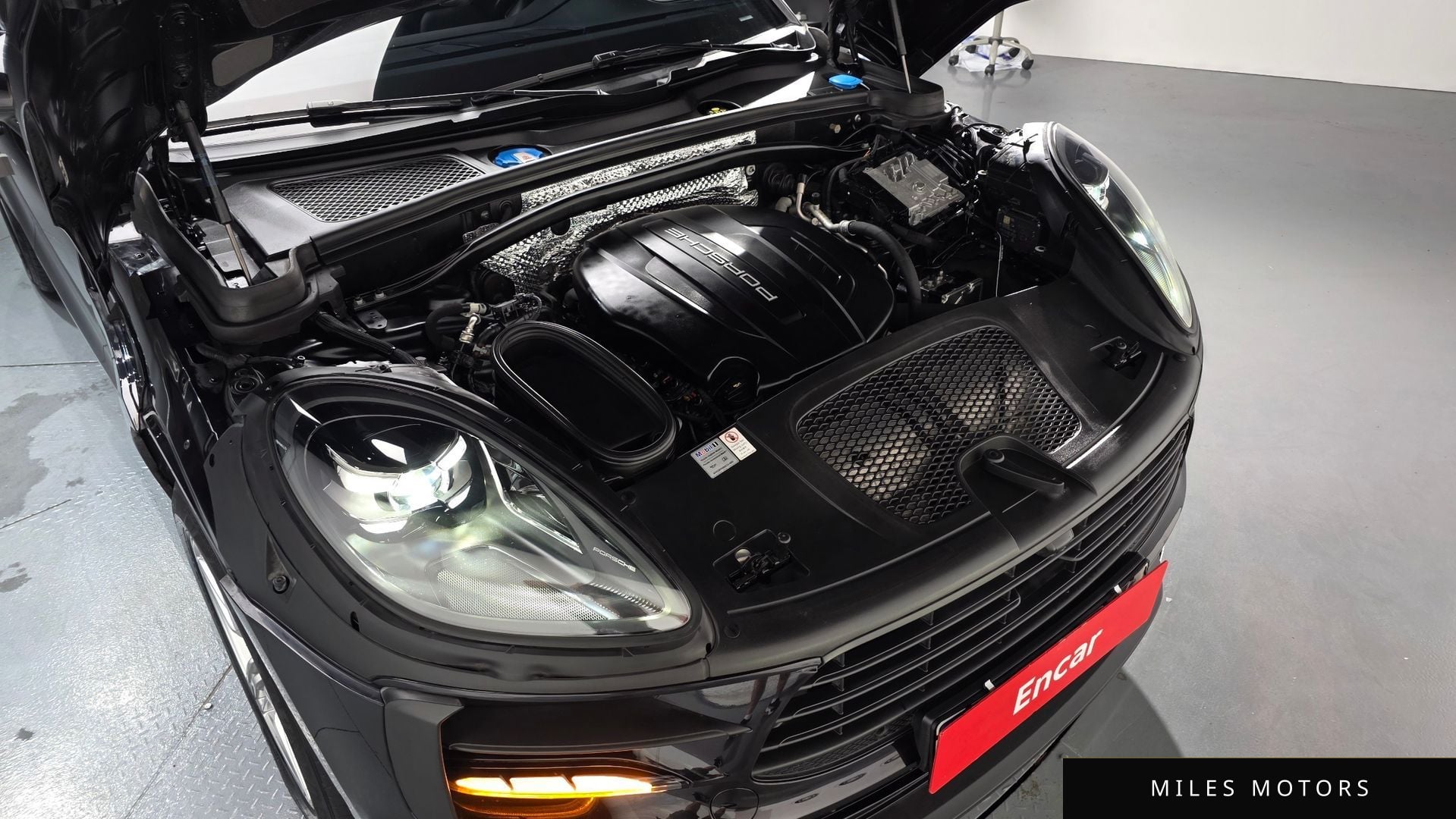 Porsche Macan 2019 — миниатюра 5