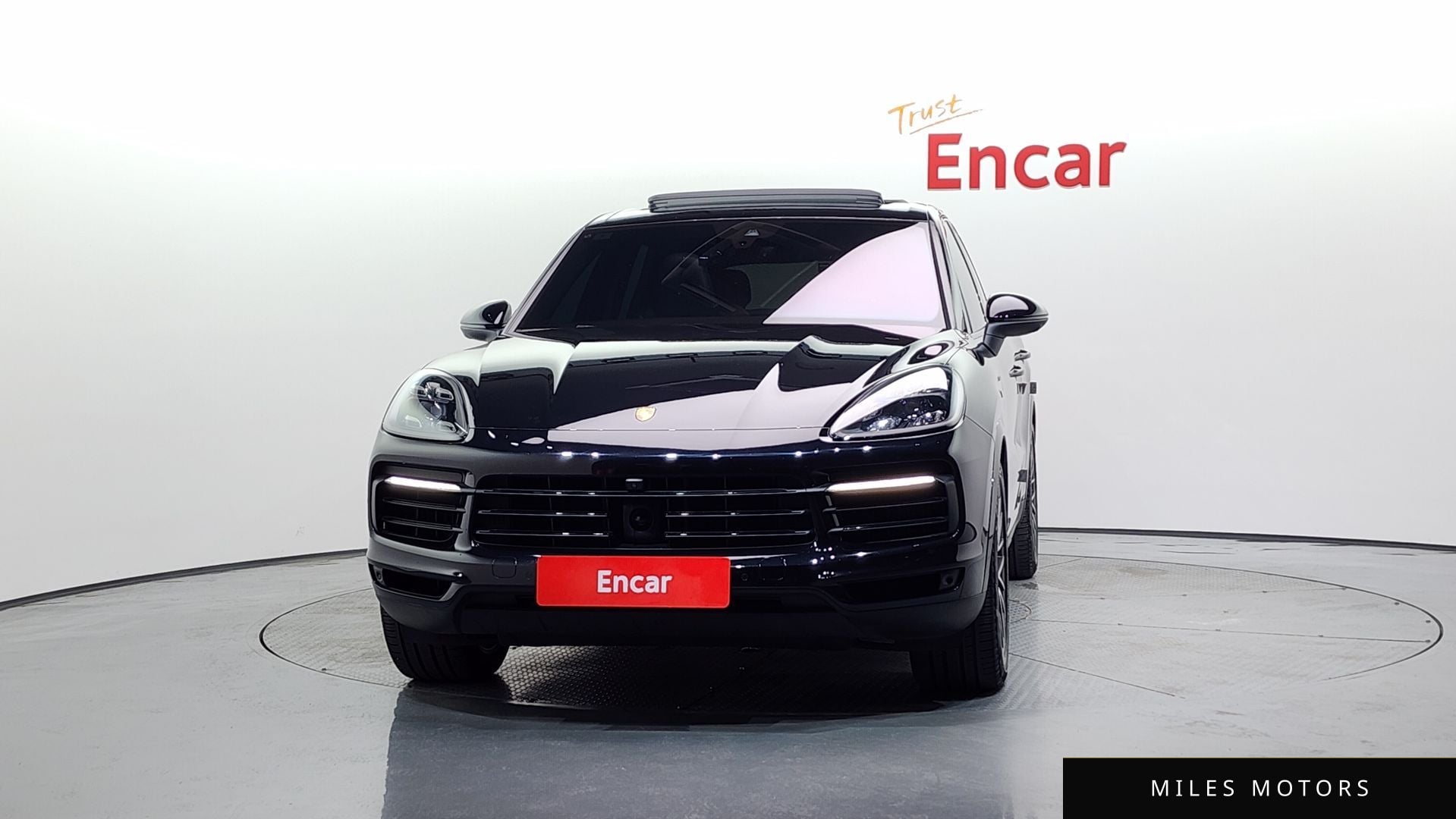 Porsche Cayenne 2019 — миниатюра 3