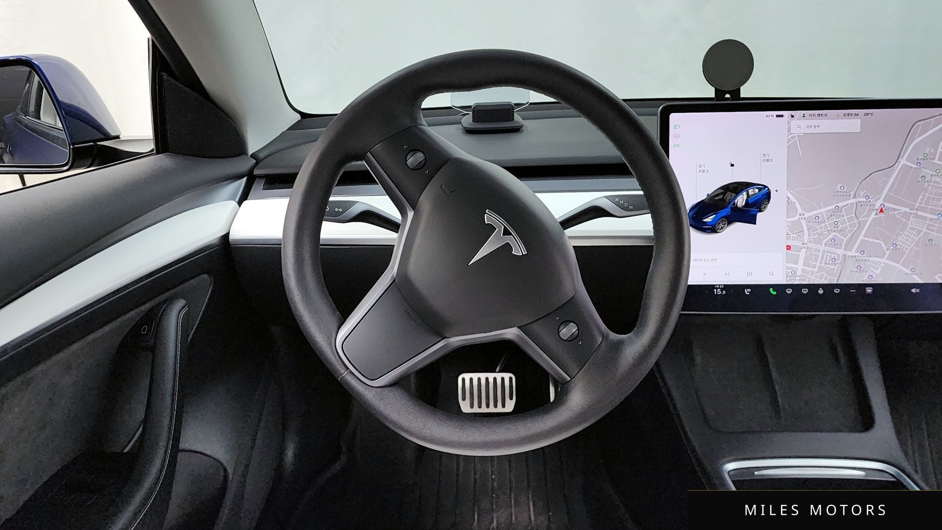 Tesla 모델 3 2021 — миниатюра 13