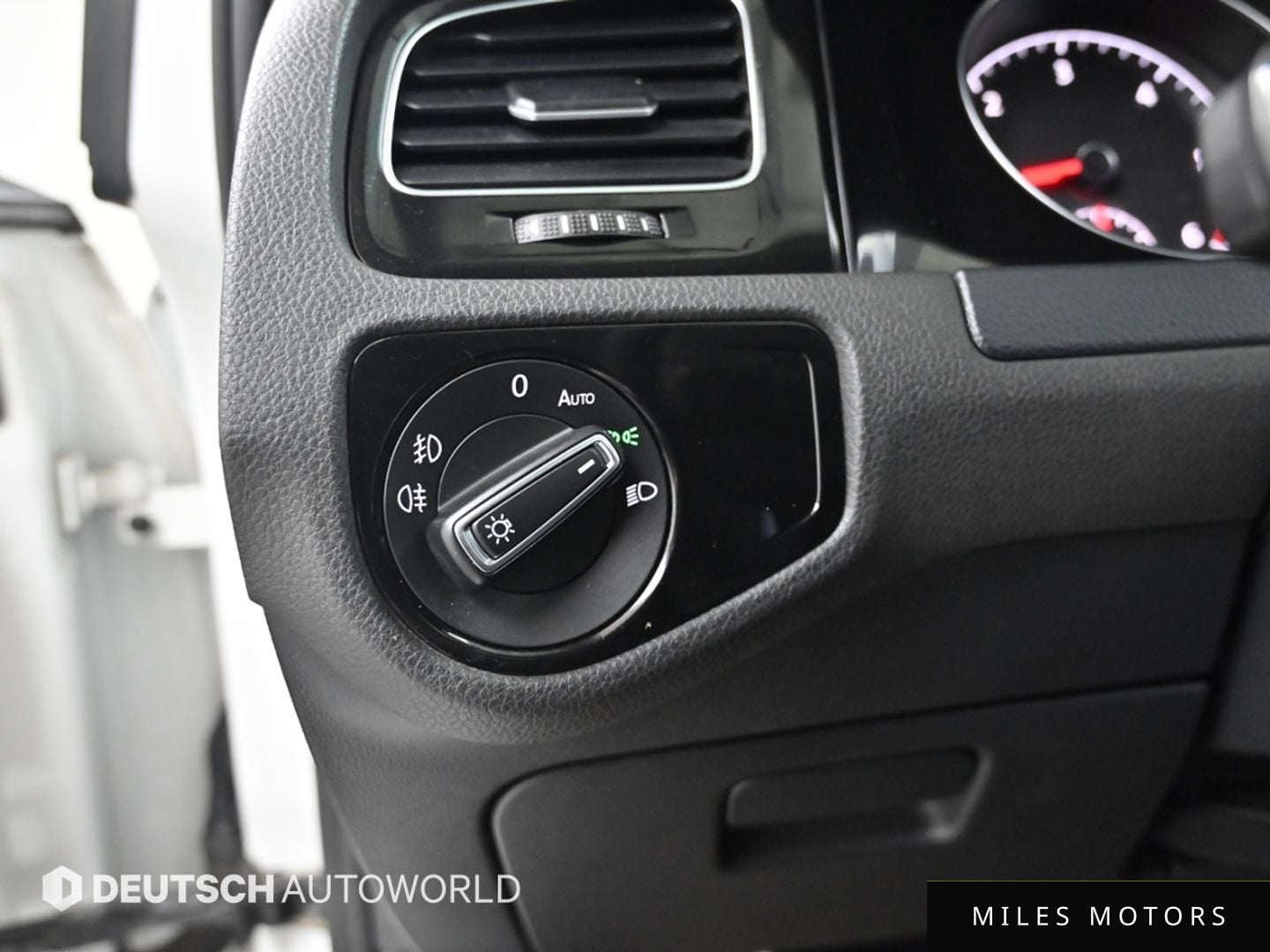 Volkswagen 골프 2014 — миниатюра 16