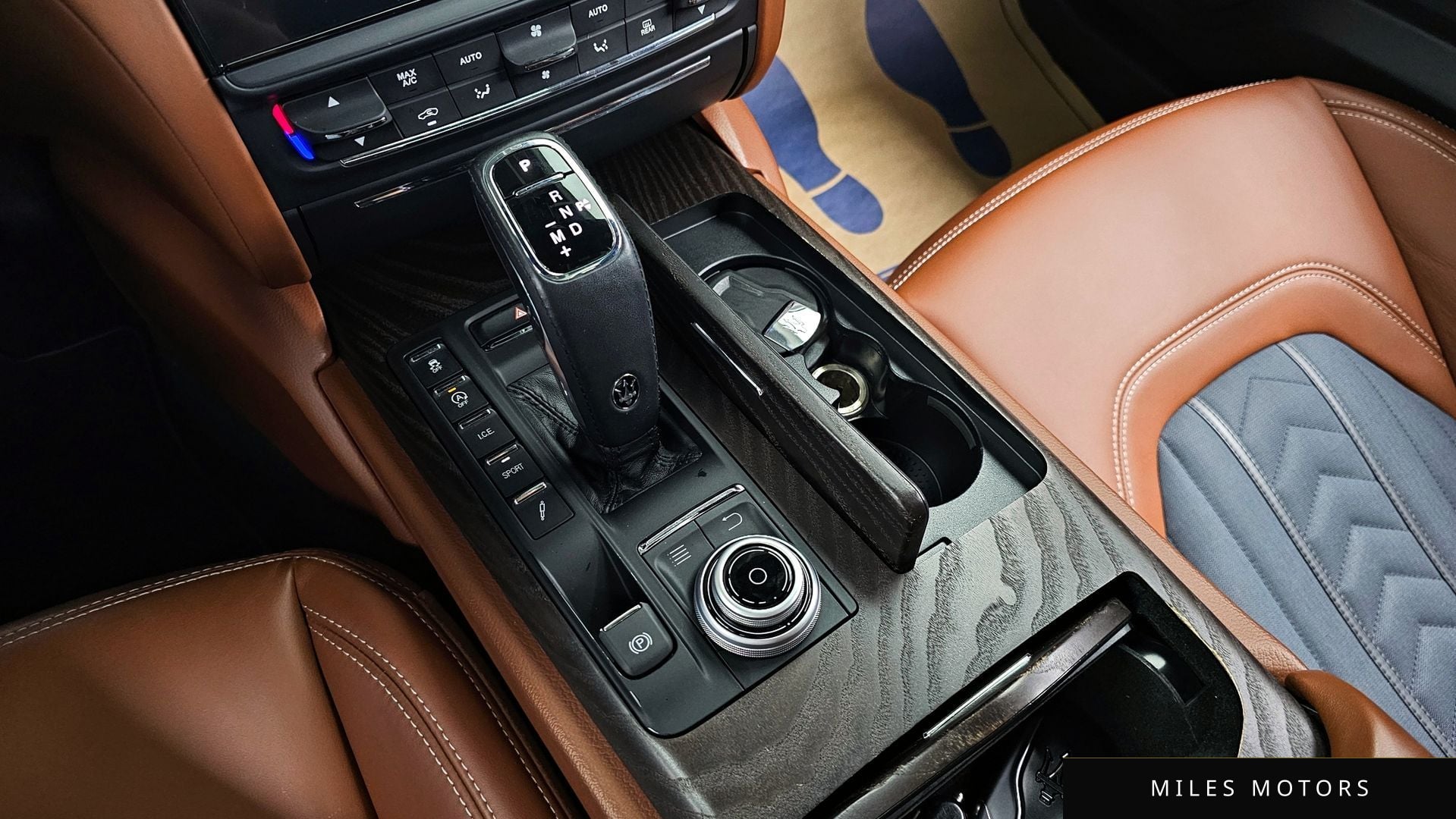 Maserati Quattroporte 2019 — миниатюра 9