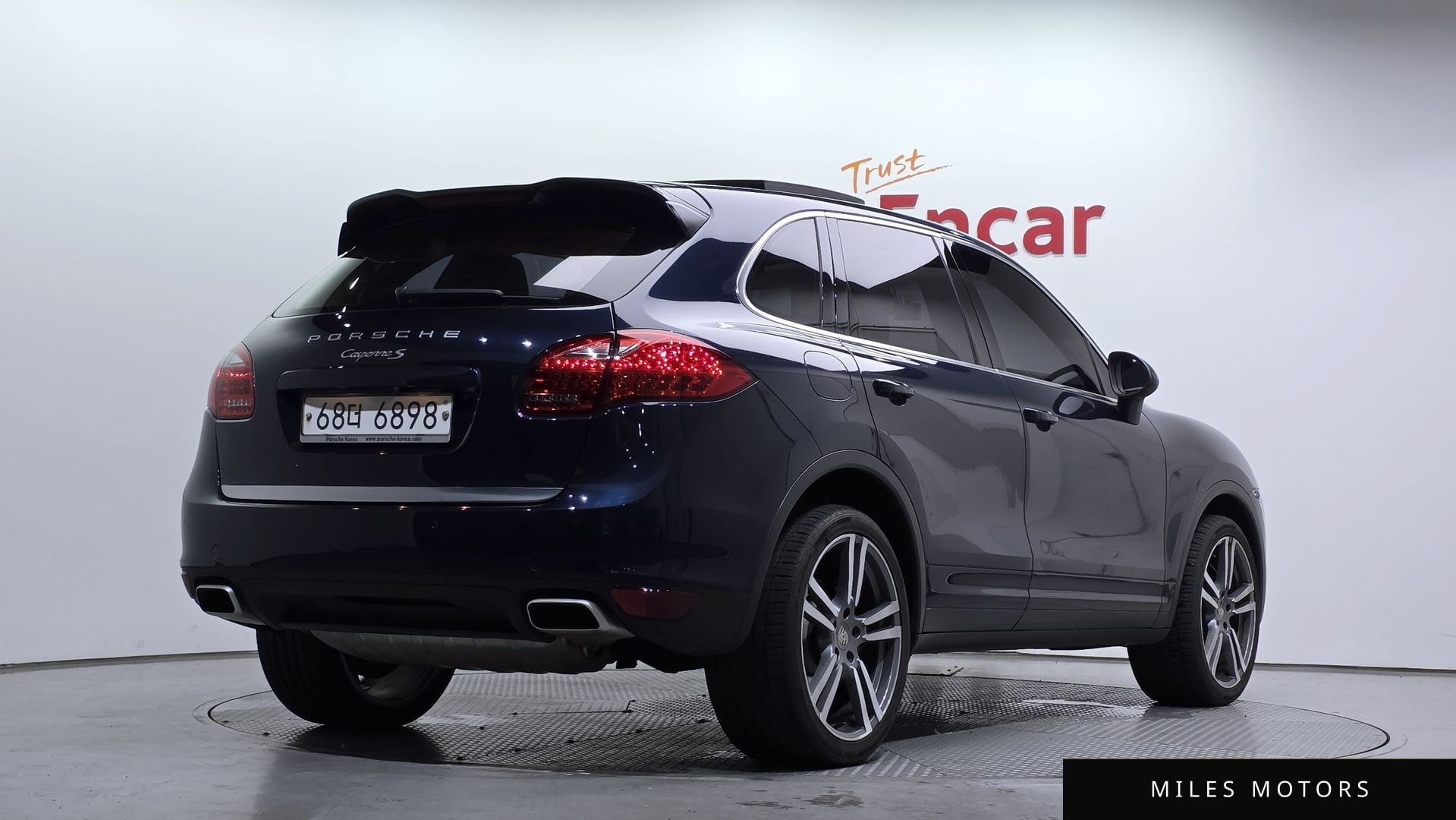 Porsche 카이엔 2011 — миниатюра 2