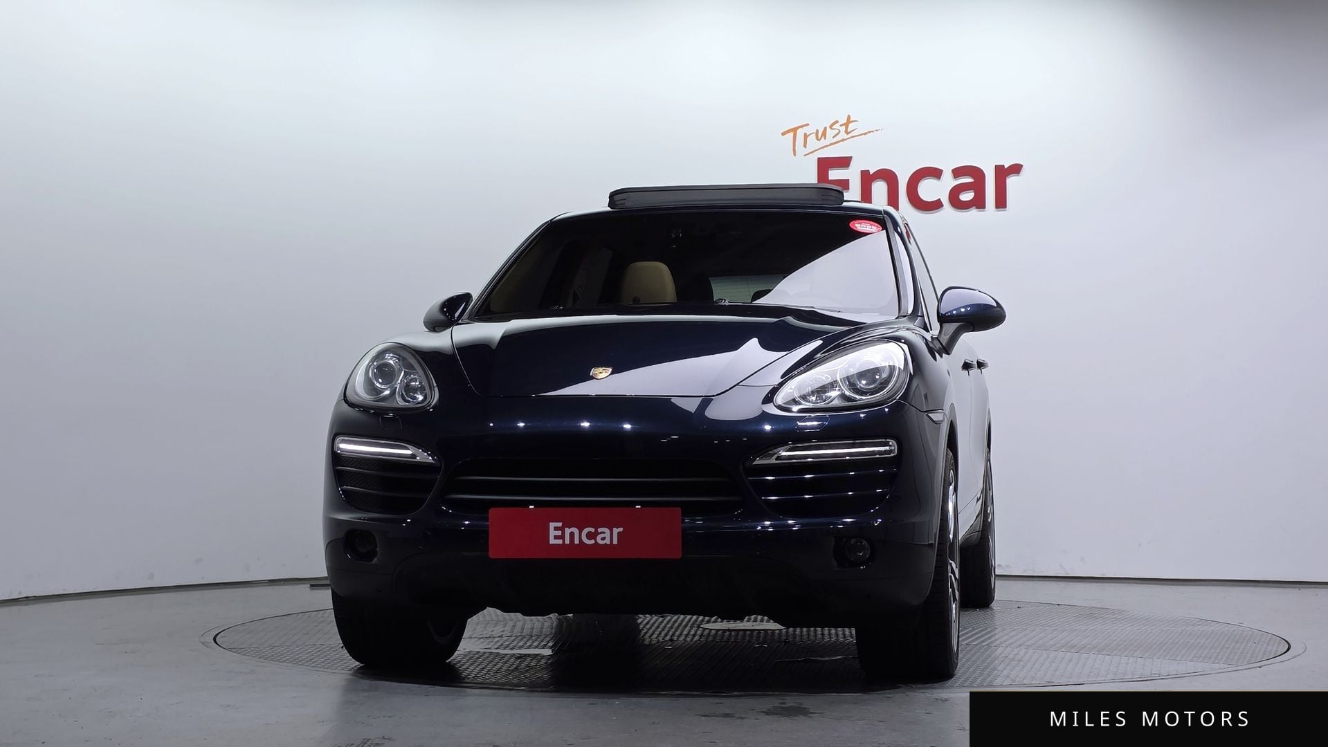Porsche 카이엔 2011 — миниатюра 3