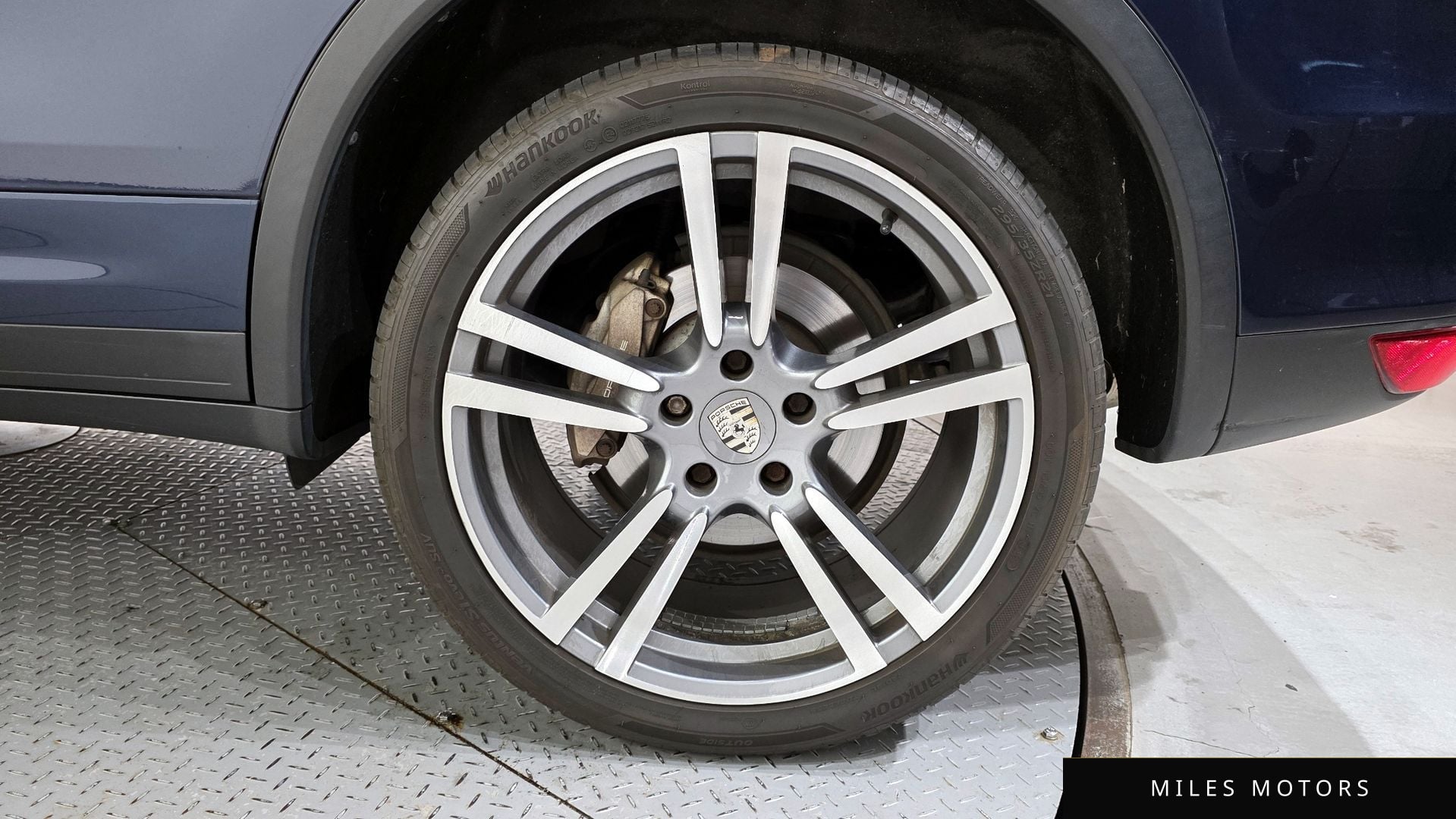 Porsche 카이엔 2011 — миниатюра 5