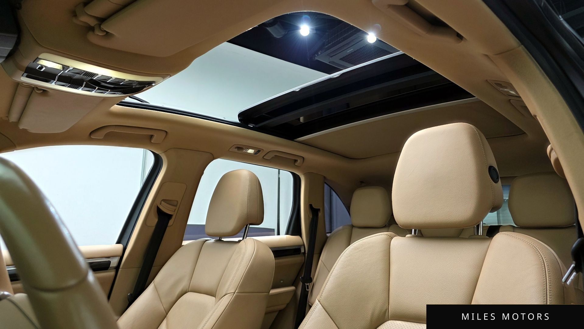 Porsche 카이엔 2011 — миниатюра 19