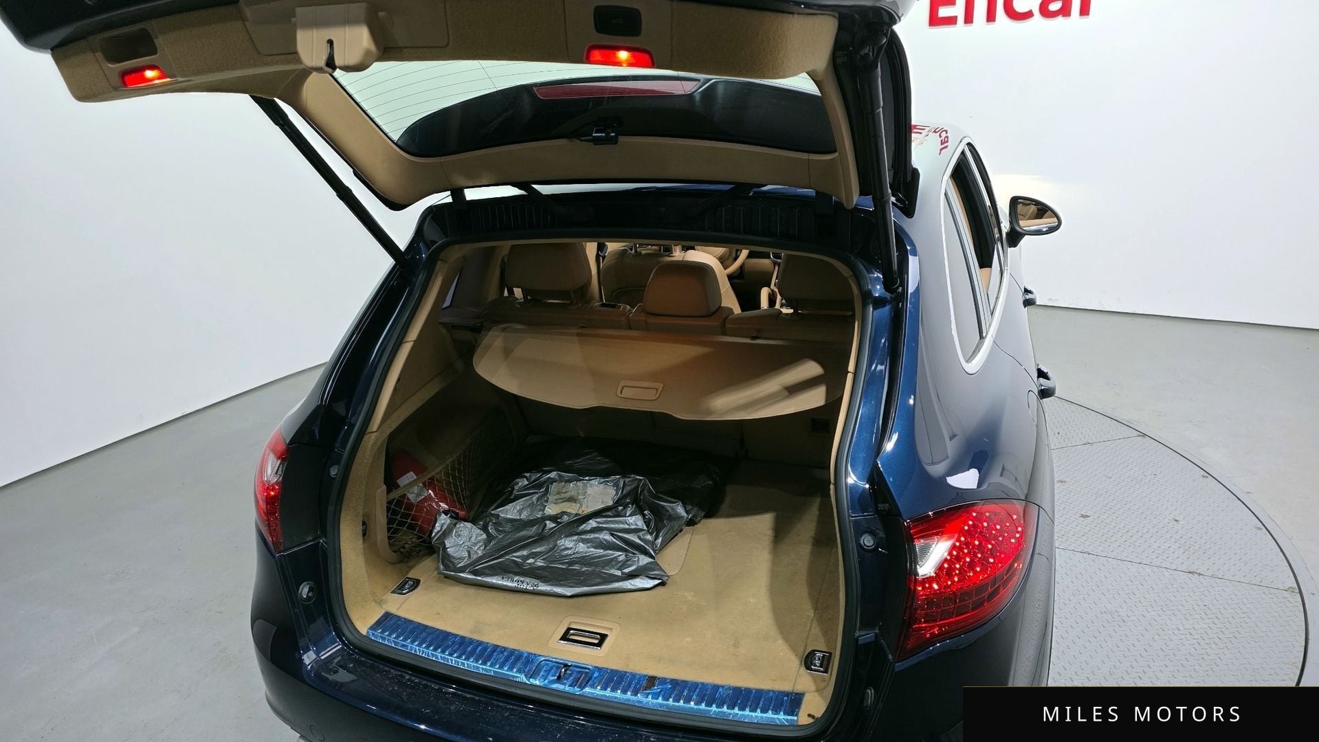 Porsche 카이엔 2011 — миниатюра 20