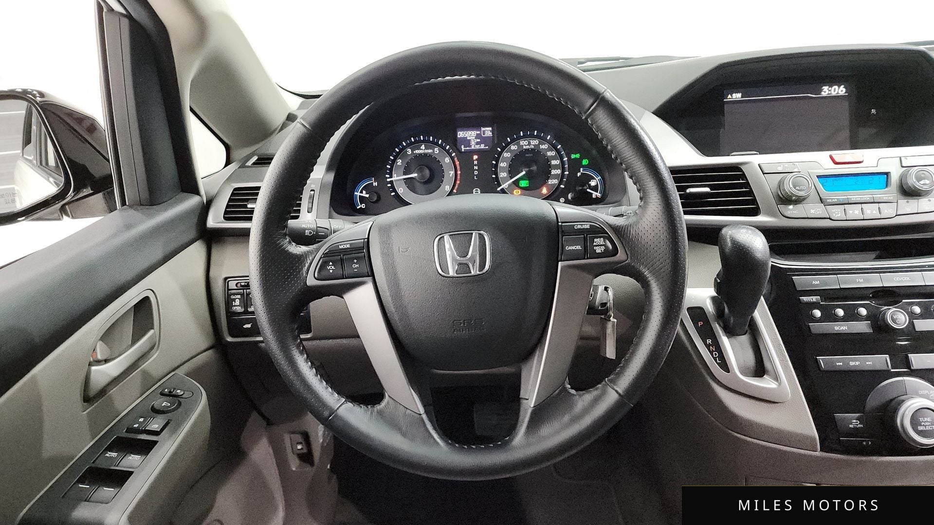 Honda 오딧세이 2013 — миниатюра 13