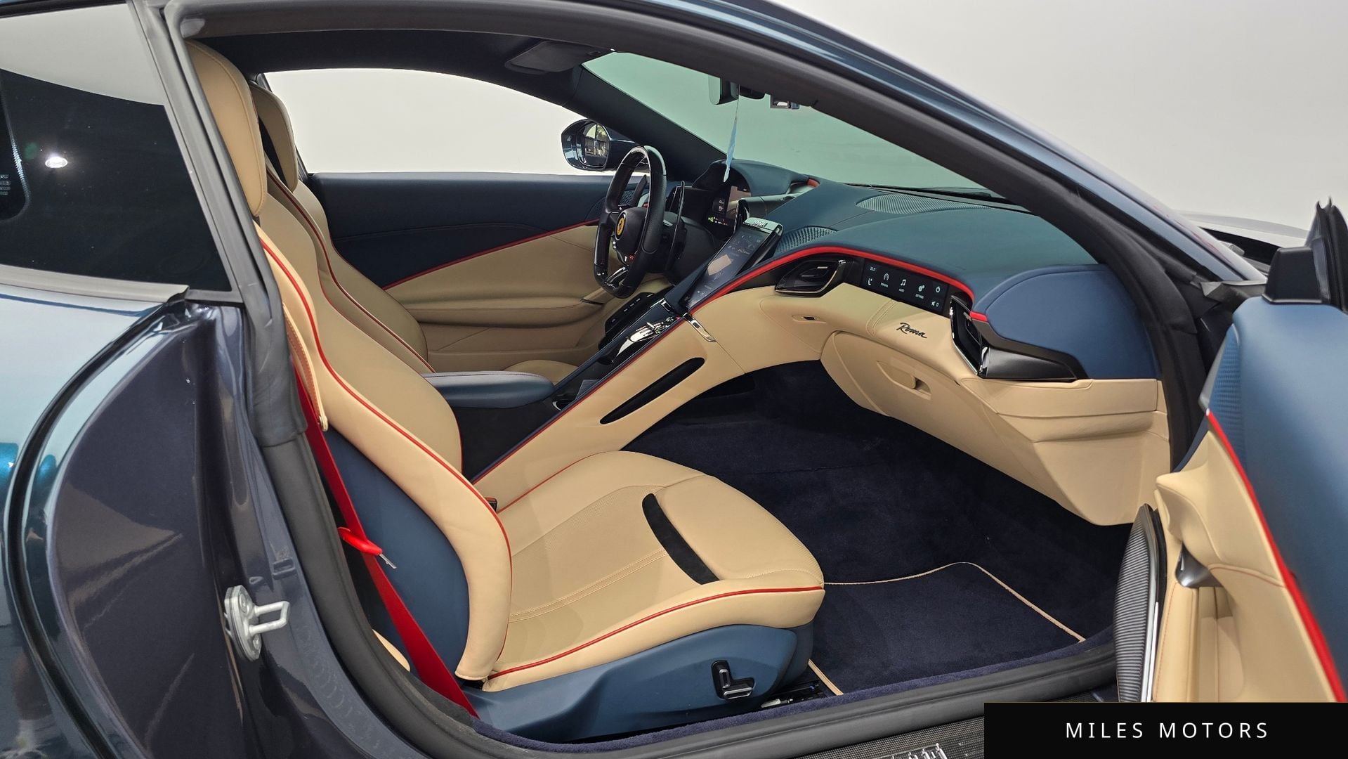 Ferrari 로마 2021 — миниатюра 11