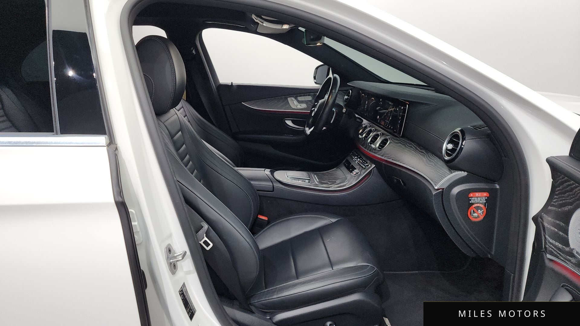 Mercedes-Benz E-Class W213 2021 — миниатюра 11