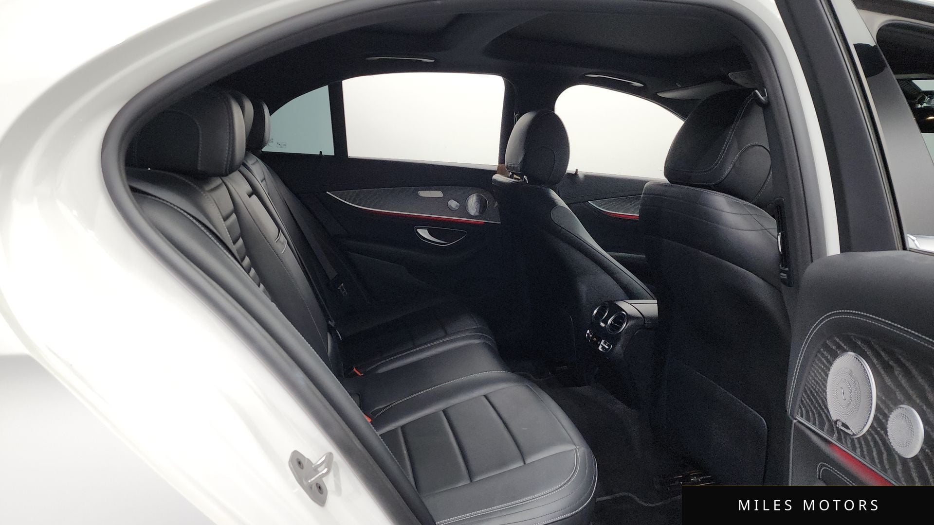 Mercedes-Benz E-Class W213 2021 — миниатюра 12