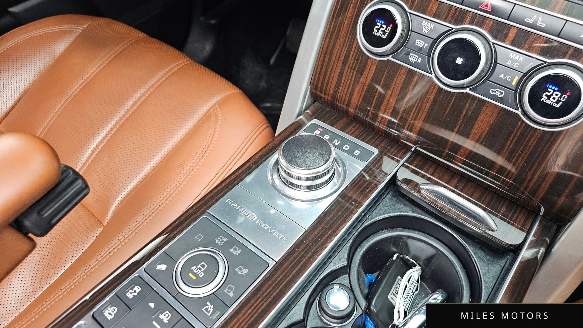 Land Rover Range Rover 2016 — миниатюра 9