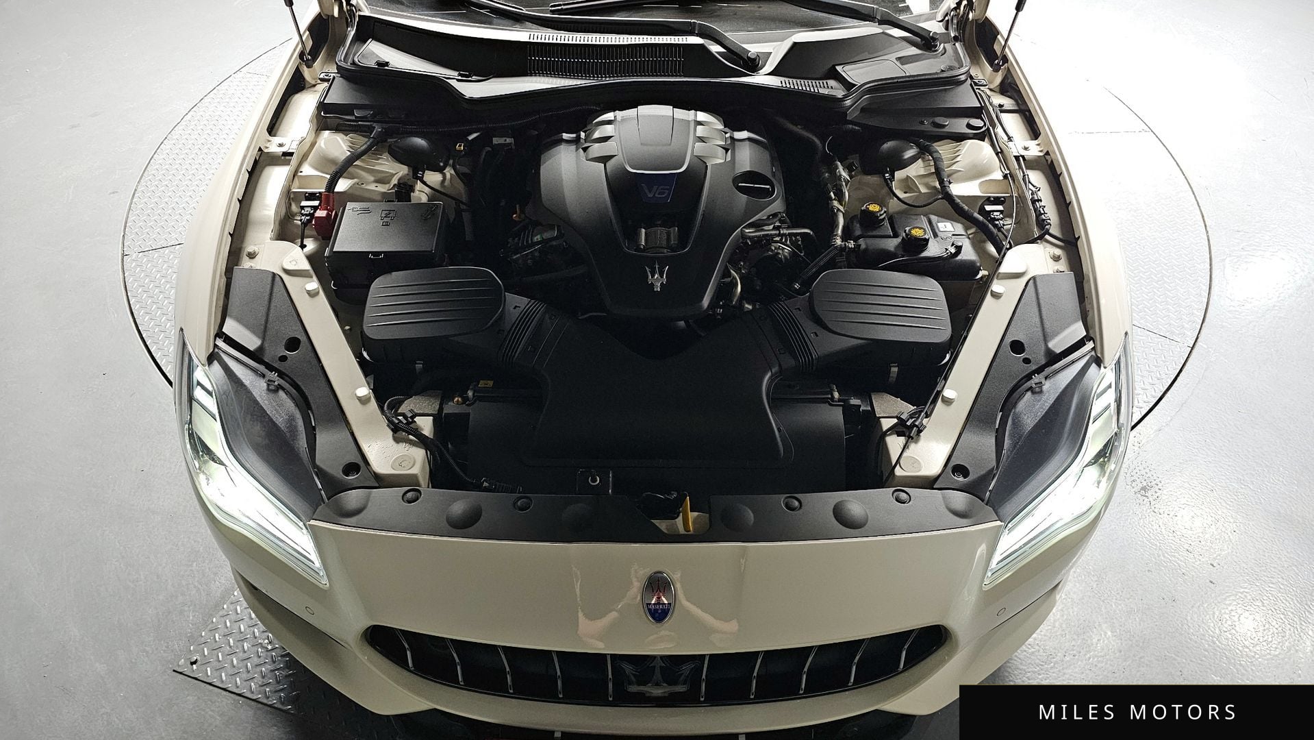 Maserati Quattroporte 2018 — миниатюра 6