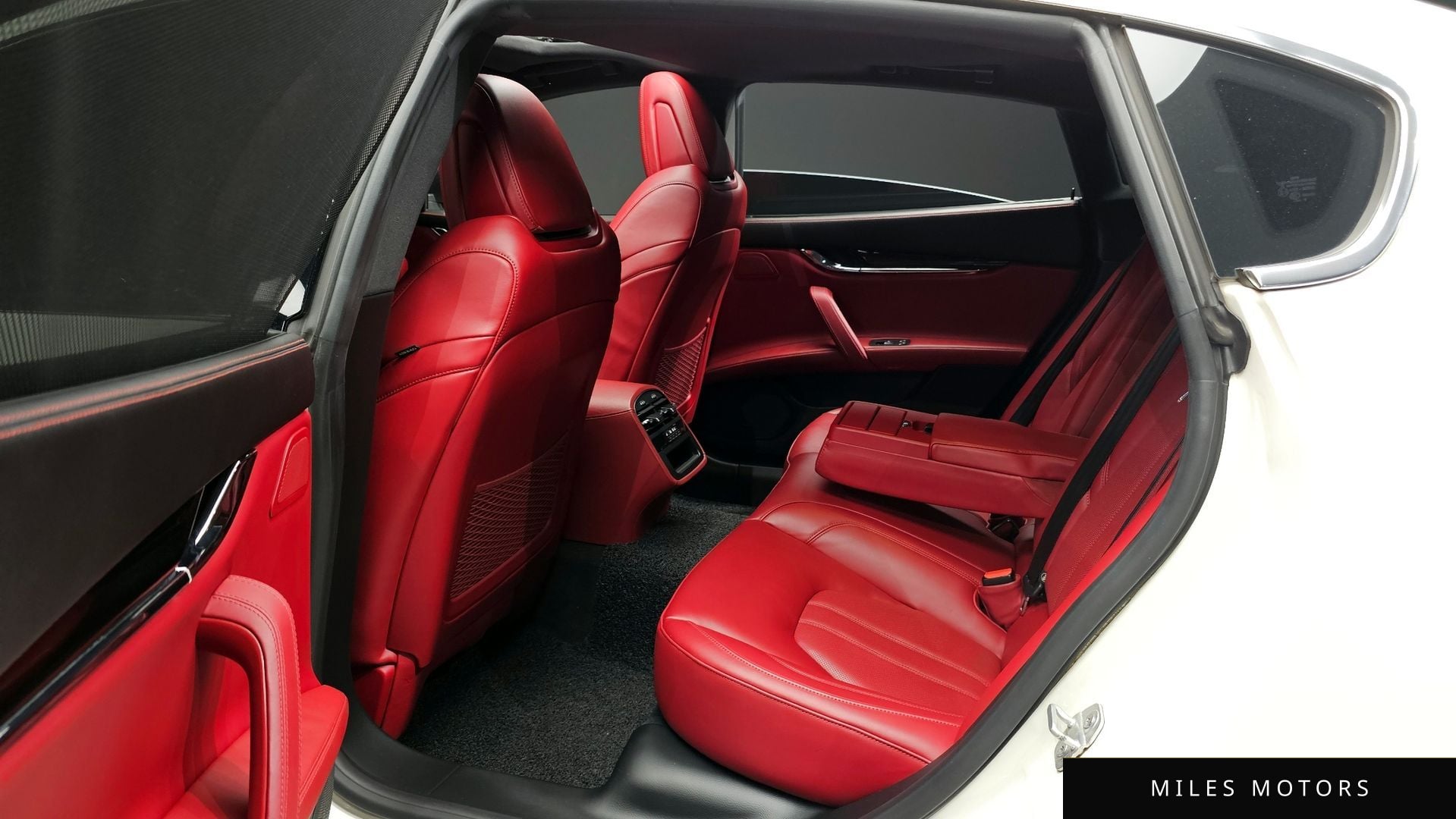 Maserati Quattroporte 2018 — миниатюра 12