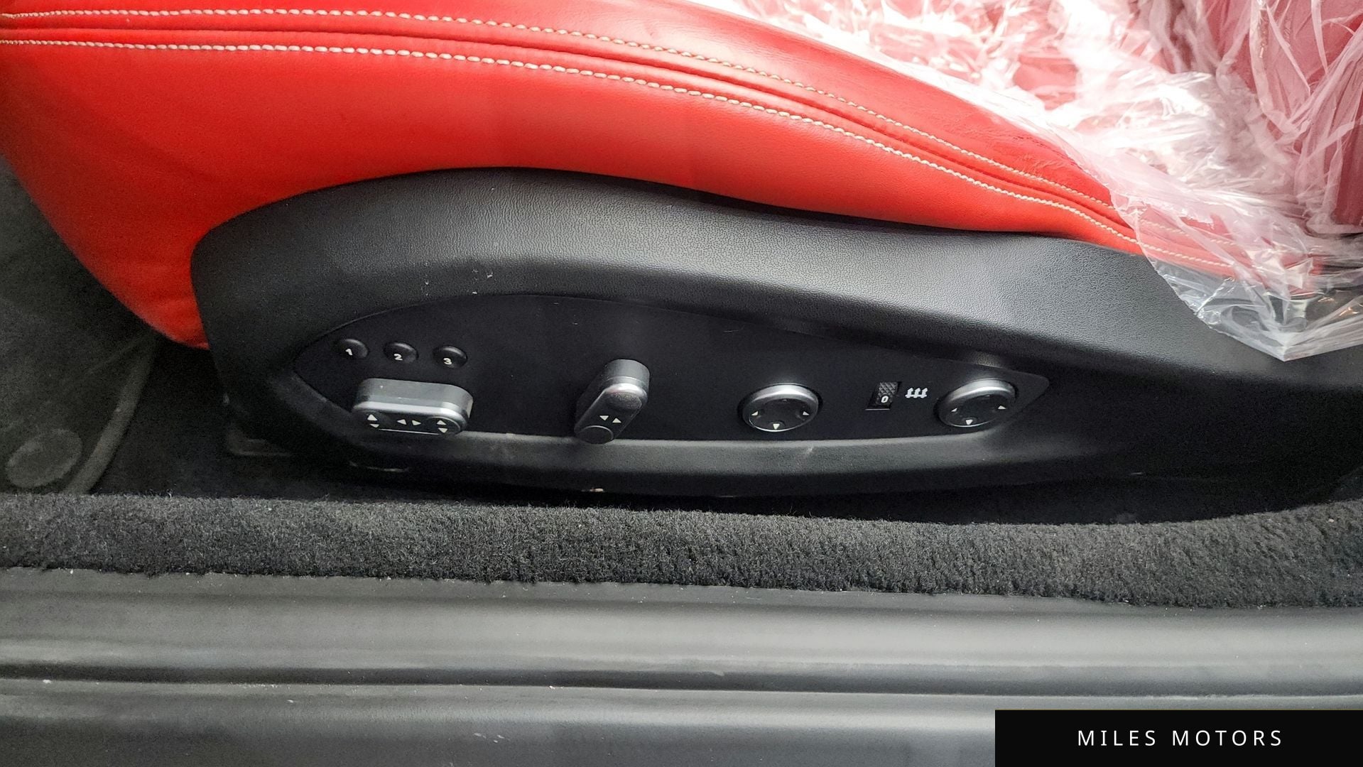 Ferrari 캘리포니아 2016 — миниатюра 19