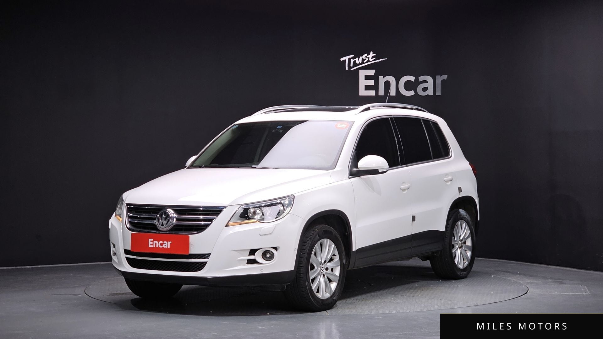 Volkswagen Tiguan 2011 — фото 1 из 12
