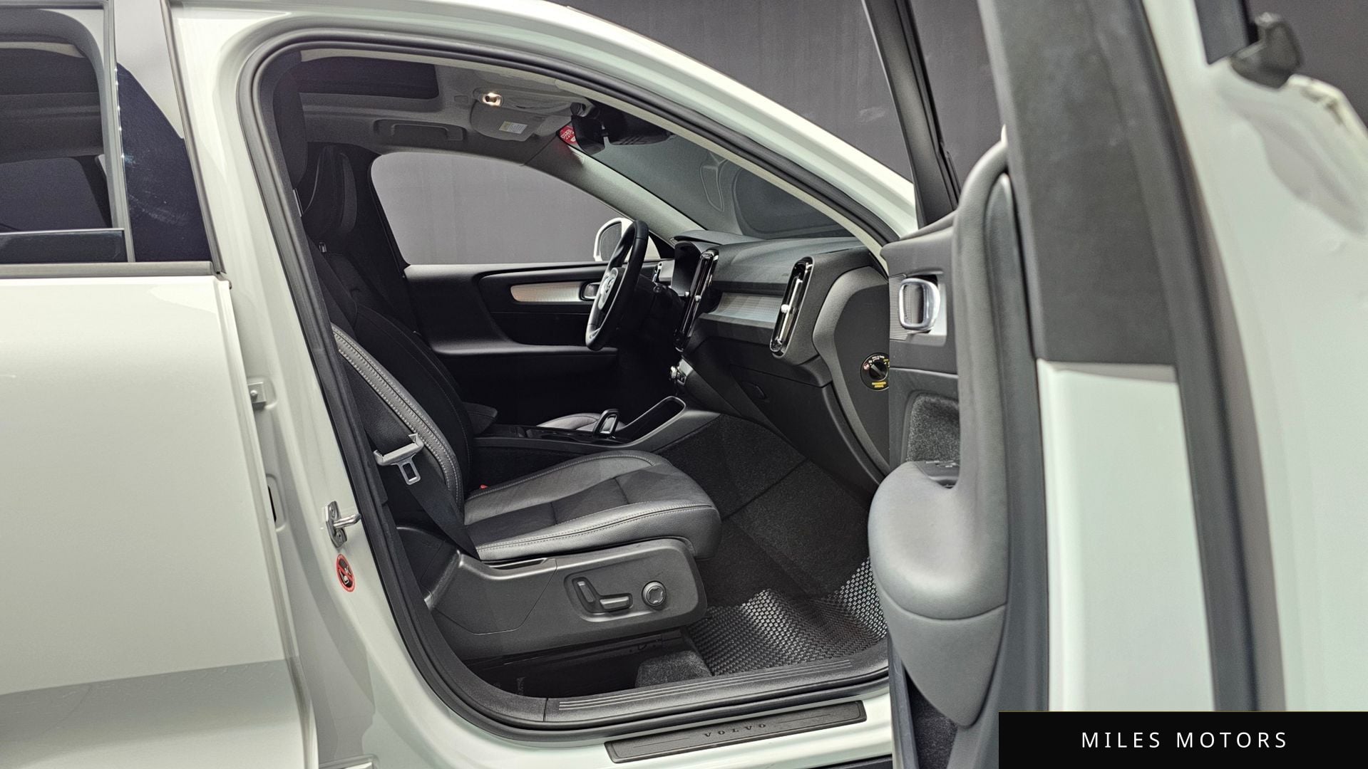 Volvo XC40 2019 — миниатюра 11