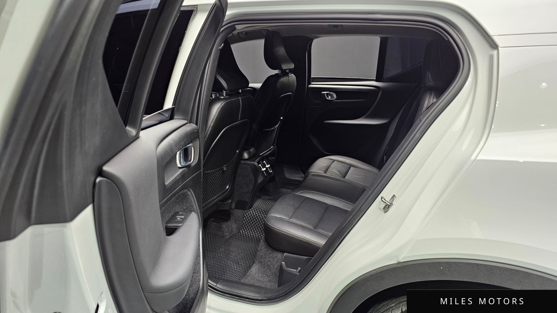 Volvo XC40 2019 — миниатюра 12