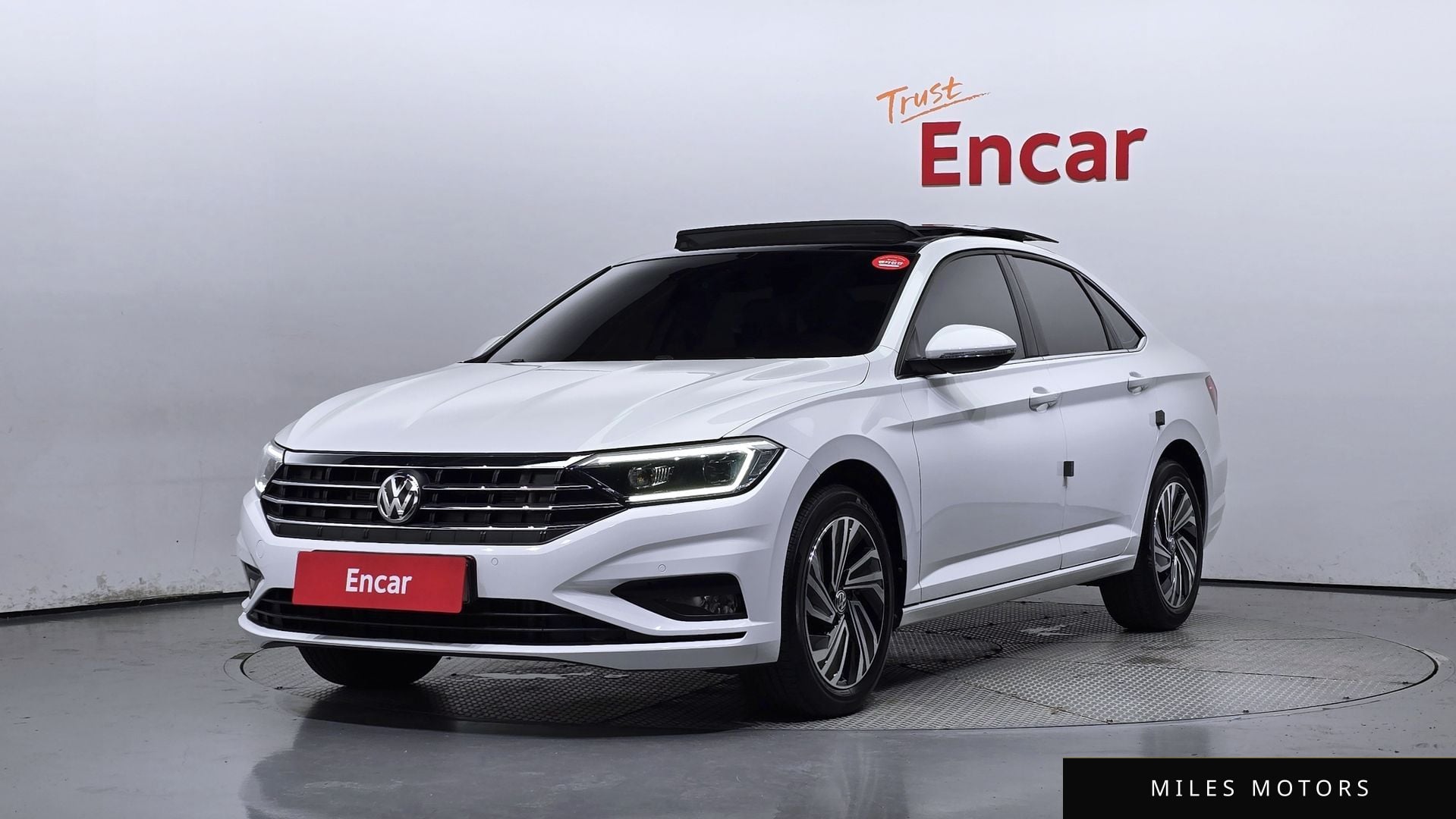 Volkswagen Jetta 2020 — фото 1 из 12