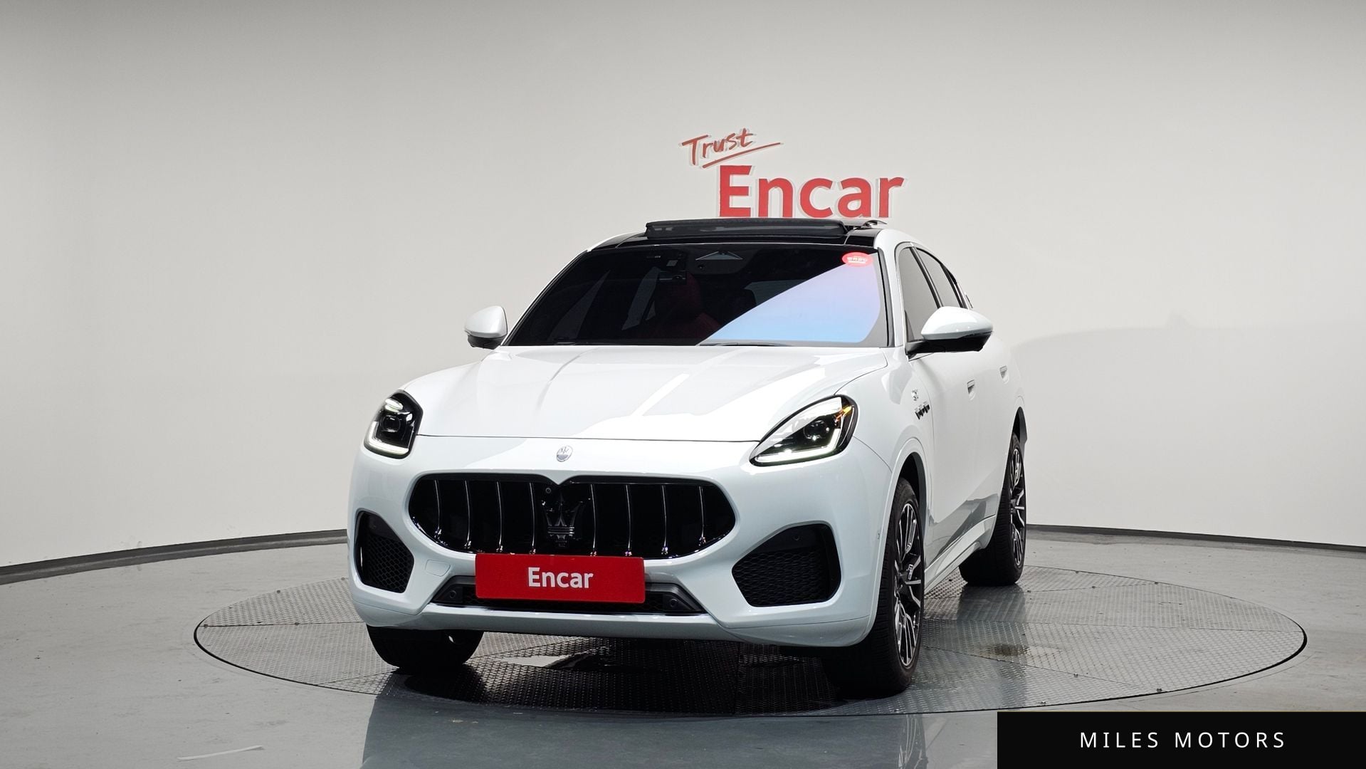 Maserati 그레칼레 2023 — миниатюра 3