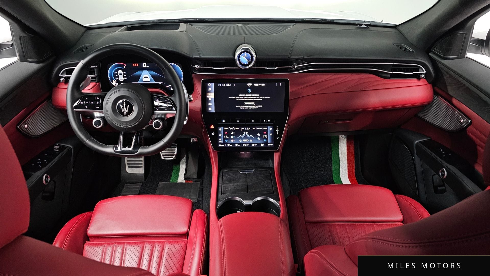 Maserati 그레칼레 2023 — миниатюра 7