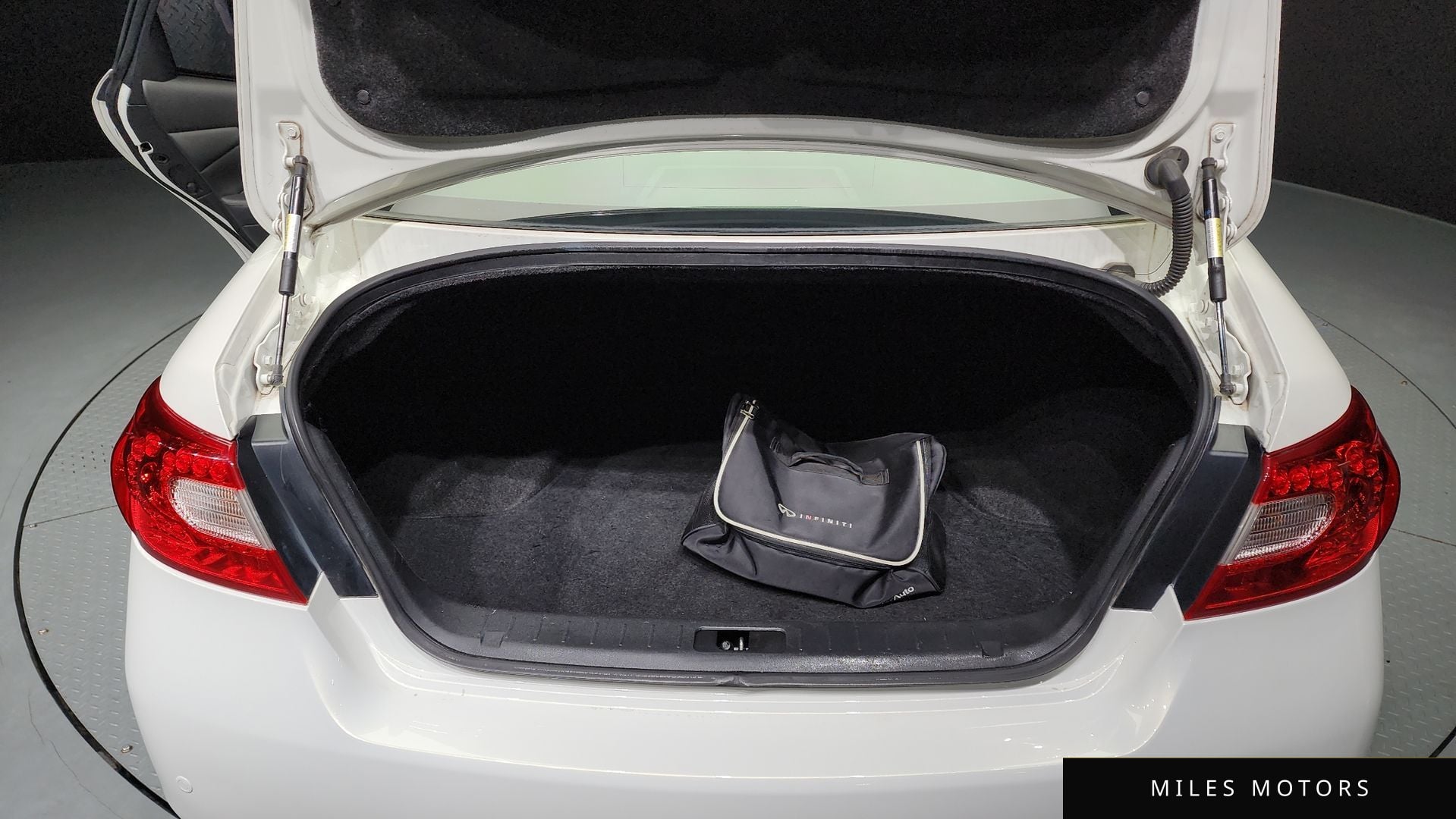 Infiniti M37 2012 — миниатюра 20