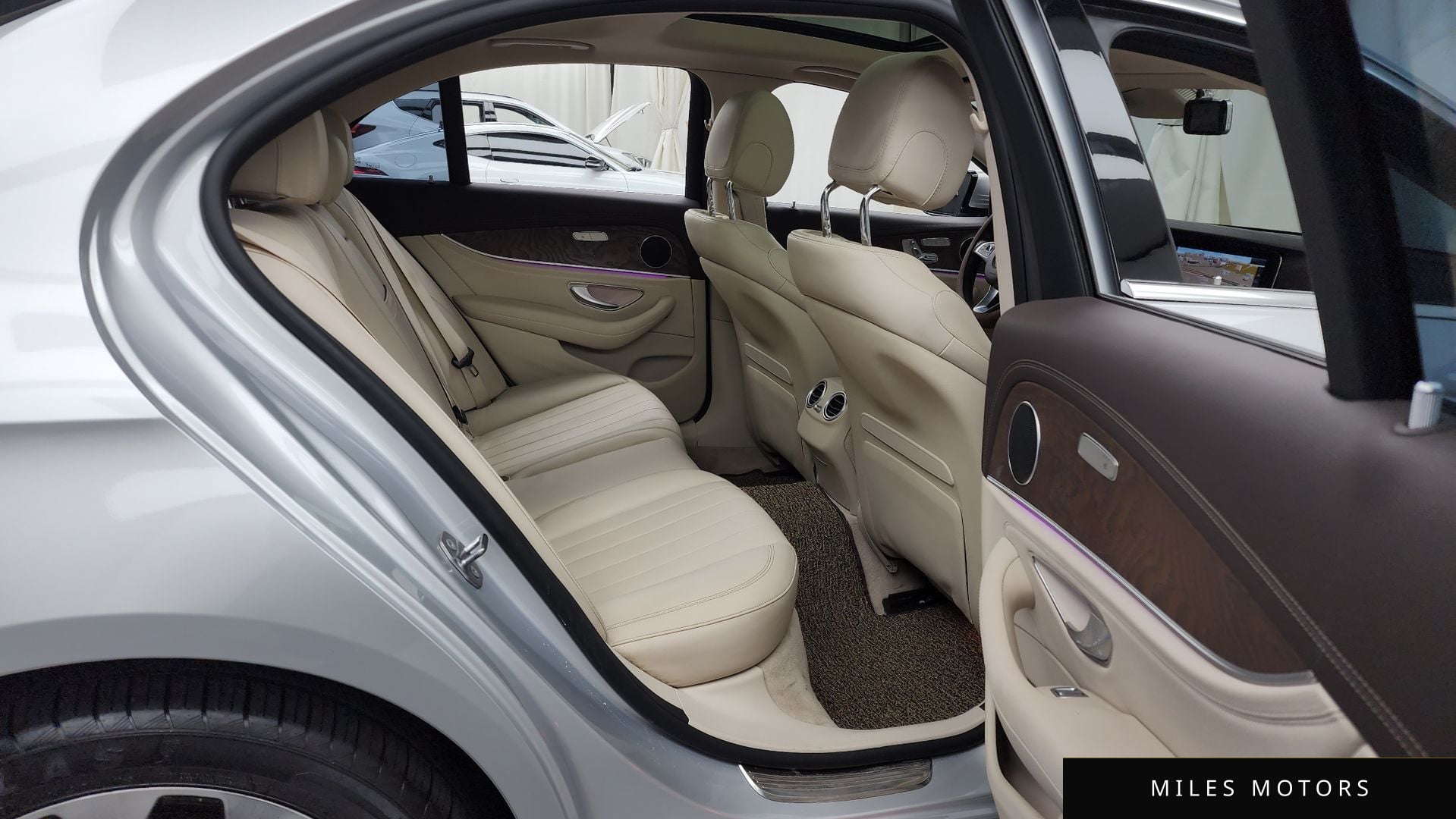Mercedes-Benz E-Class W213 2017 — миниатюра 12