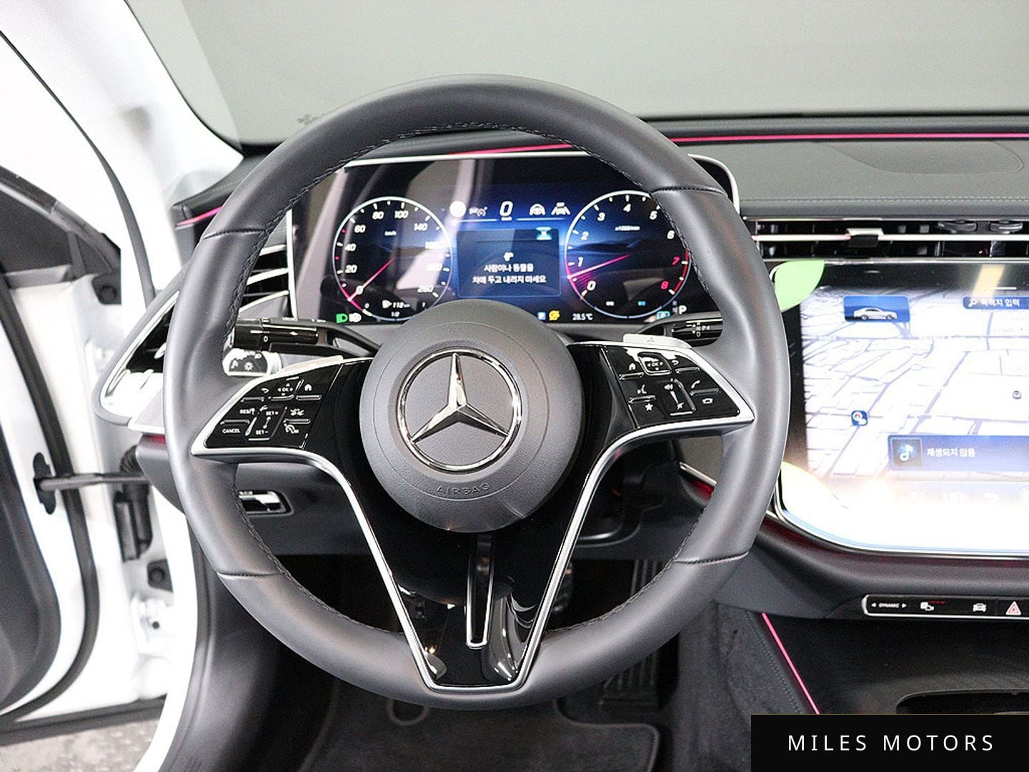 Mercedes-Benz E-Class W214 2025 — миниатюра 11