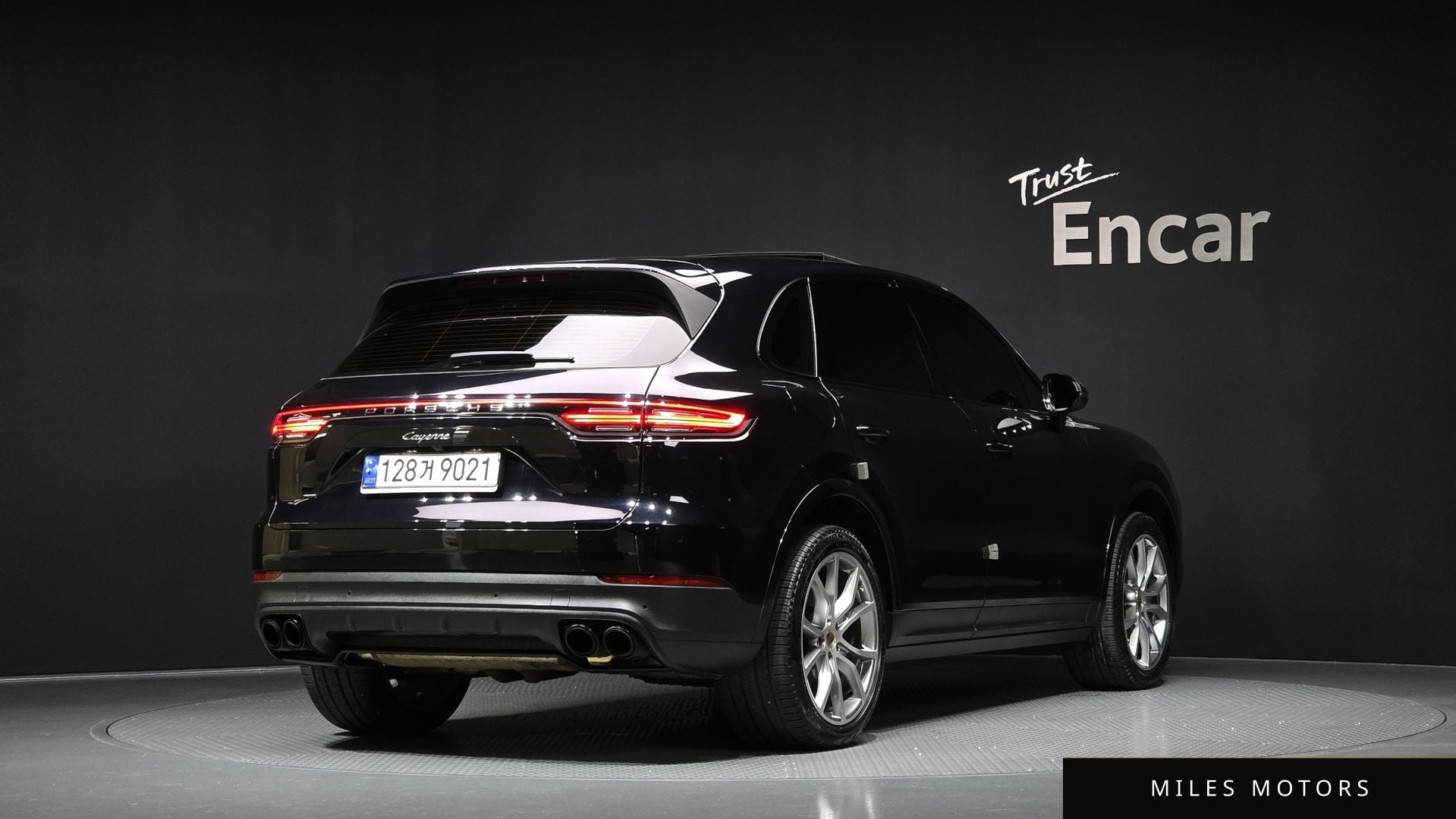 Porsche Cayenne 2020 — миниатюра 2