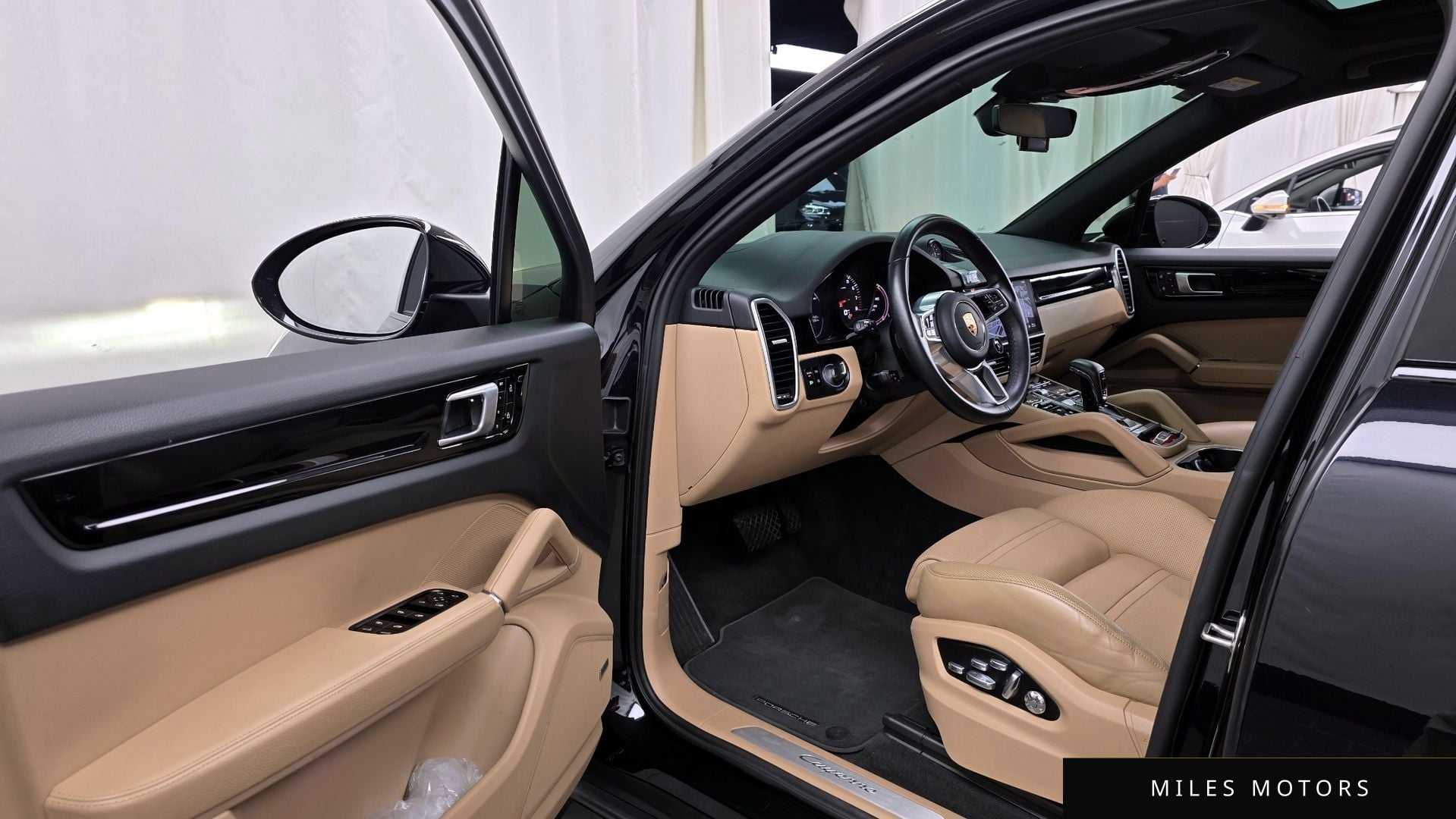 Porsche Cayenne 2020 — миниатюра 10